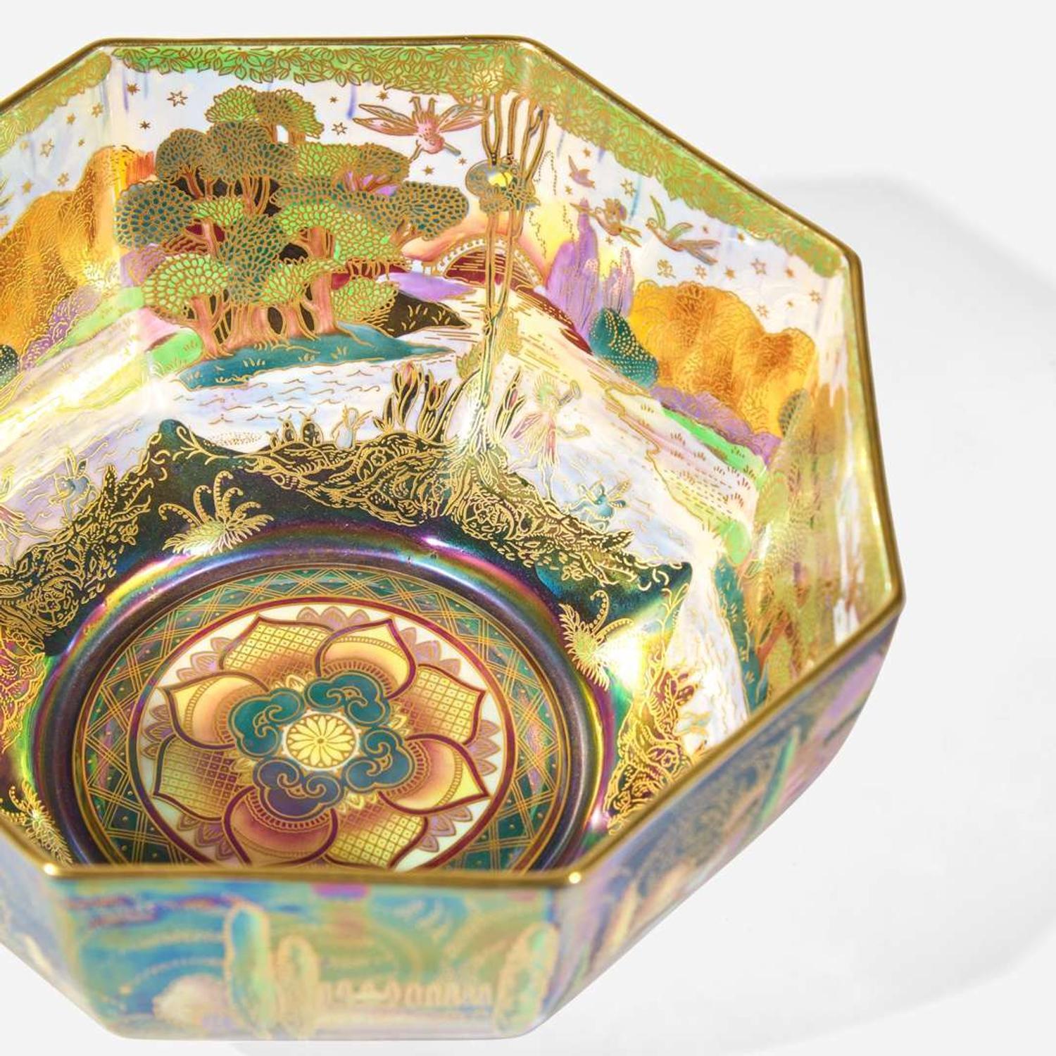 A Wedgwood Fairyland Lustre Octagonal Bowl UK, circa 2000