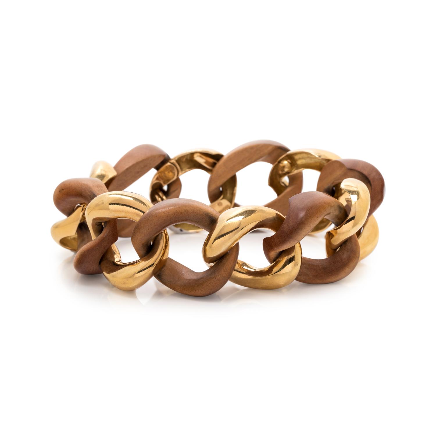 SEAMAN SCHEPPS, YELLOW GOLD AND WOOD BRACELET