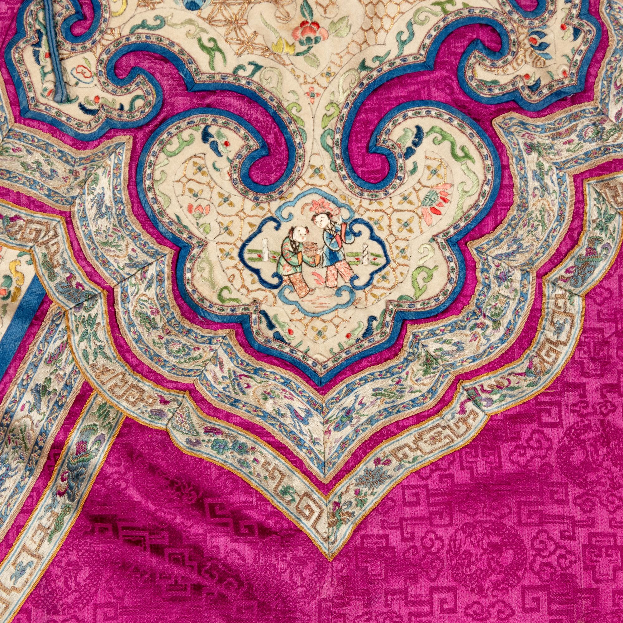Two Chinese Embroidered Silk Lady's Informal Robes, Late Qing/Republic Period 晚清/民國 綉花女襖兩件