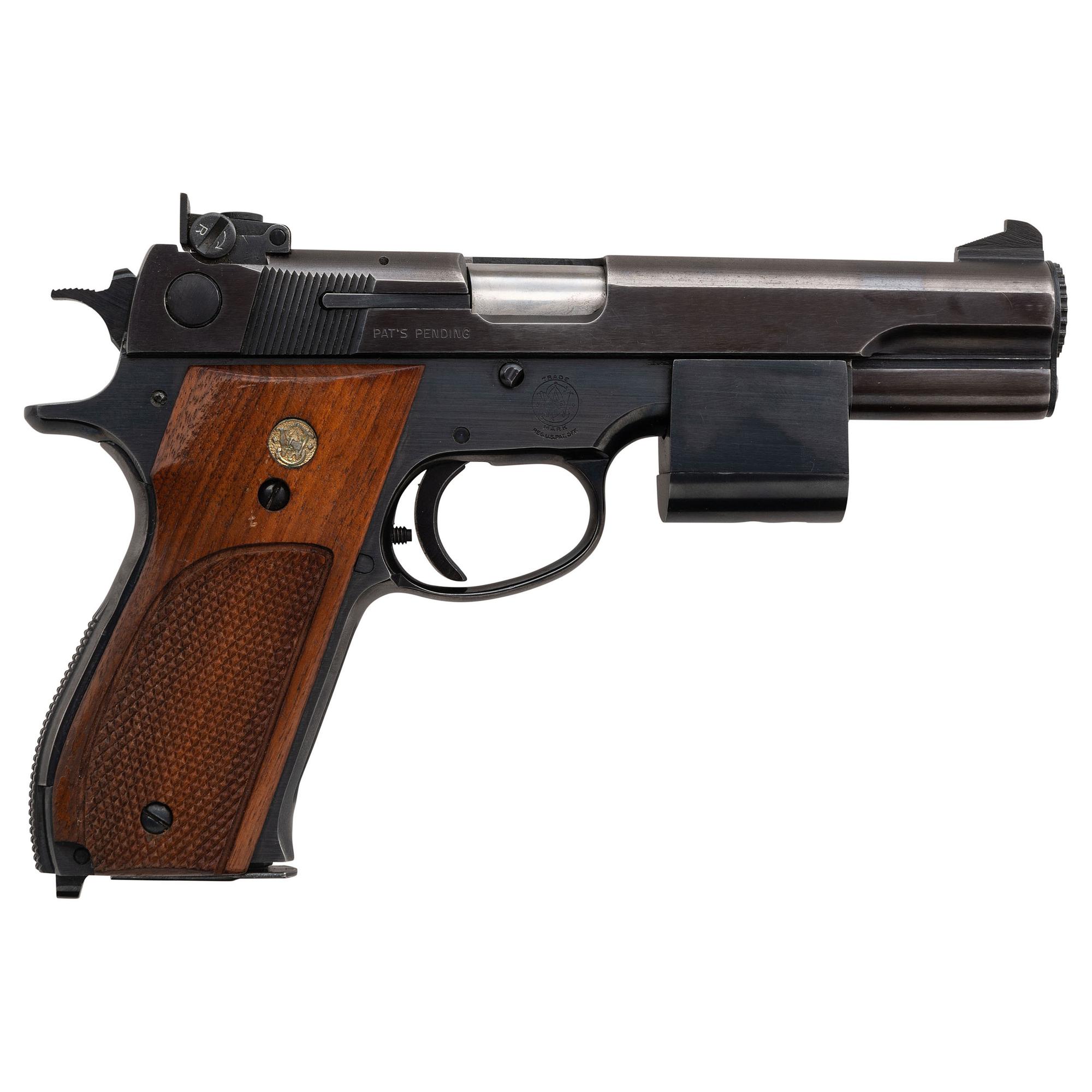 *Smith & Wesson Model 52-2 with Barrel Weight