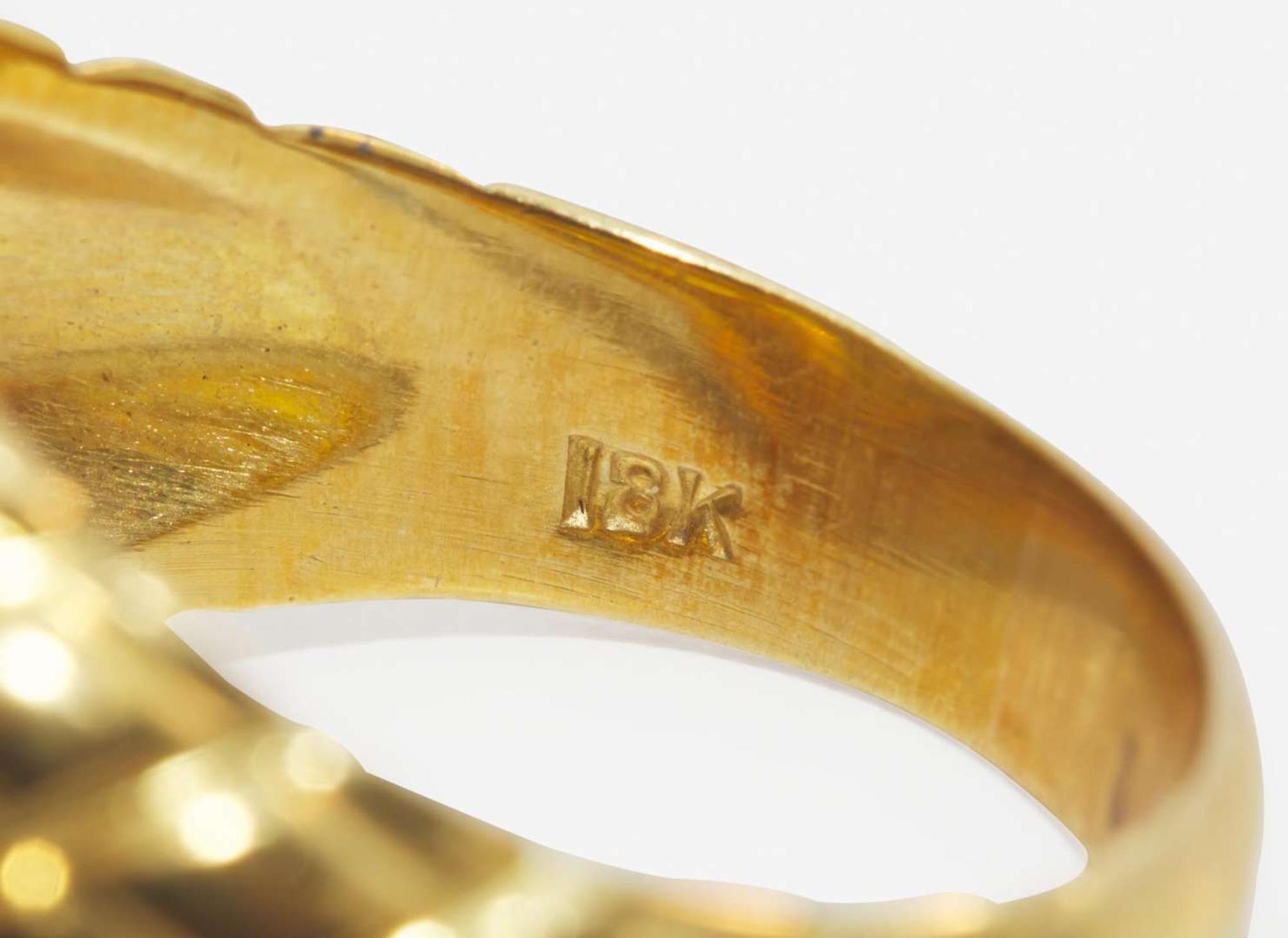 An 18K Yellow Gold, Pearl, and Diamond Ring