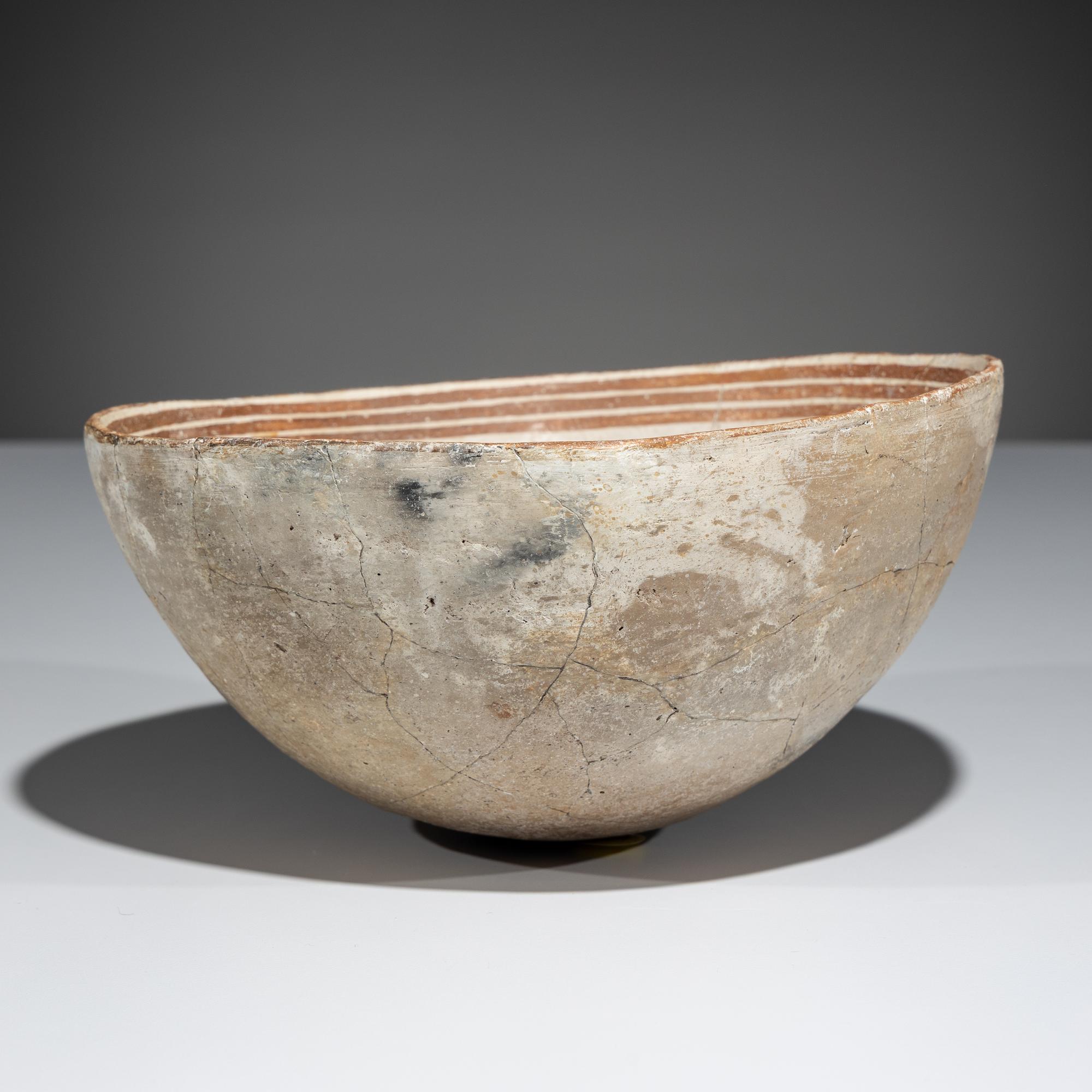Ancestral Pueblo, Mimbres Classic Red-on-White Pottery Bowl, Horned Toad