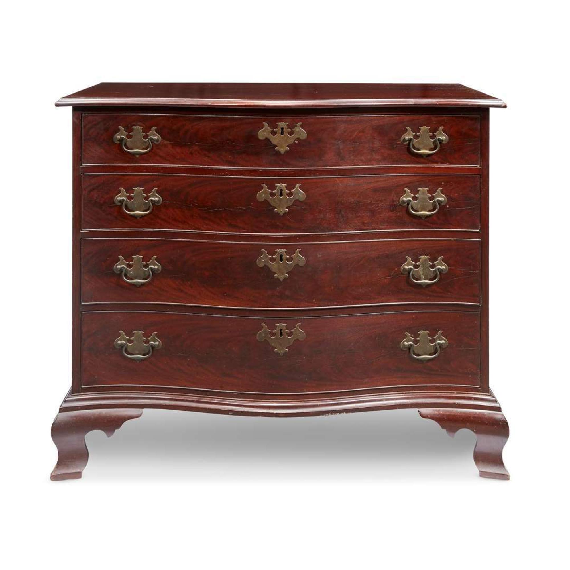 Chippendale mahogany serpentine chest of drawers Boston, MA, circa 1780