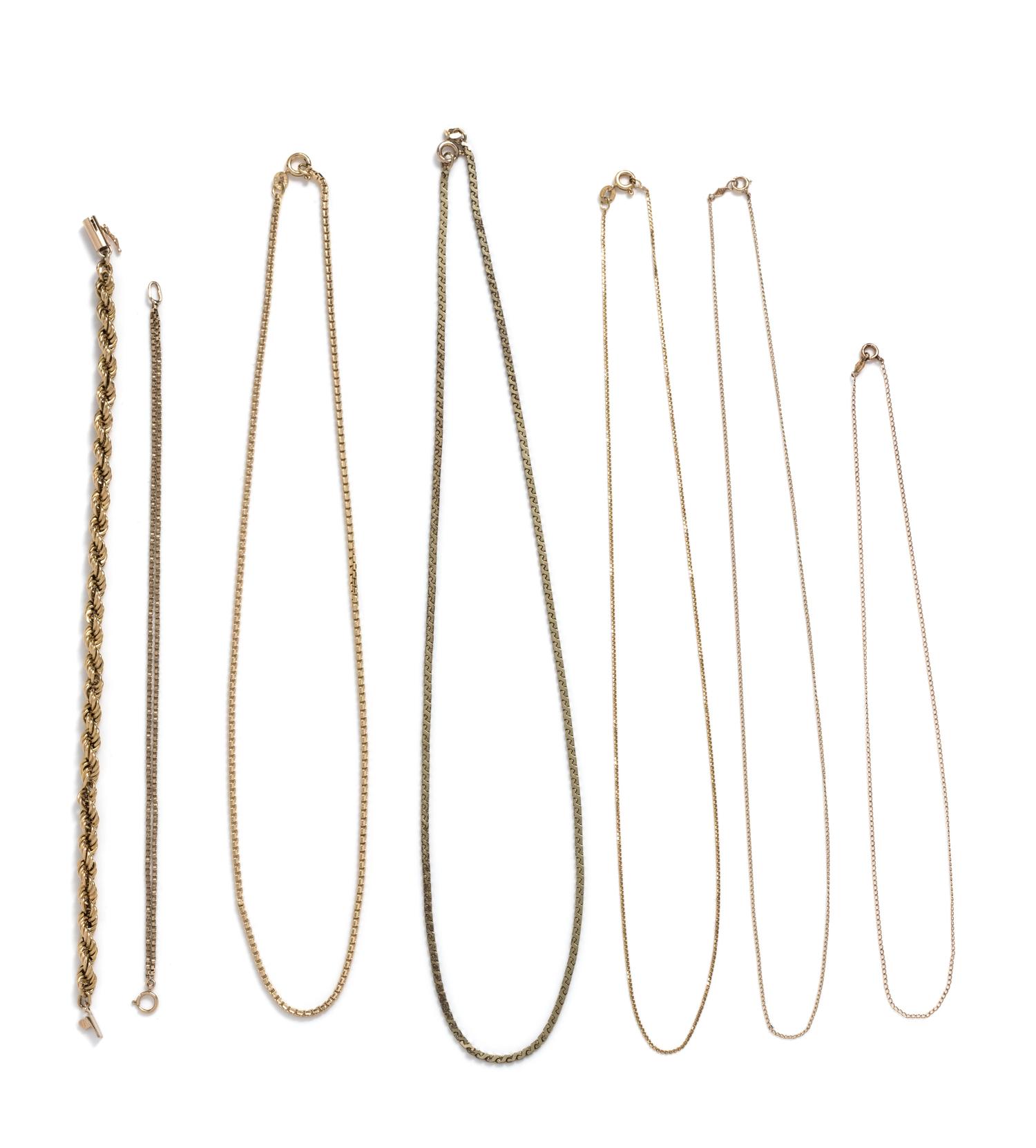 COLLECTION OF YELLOW GOLD JEWELRY