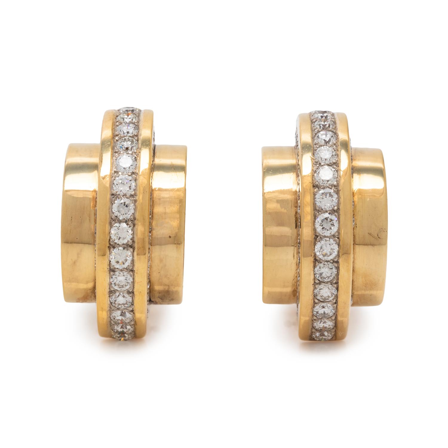 SUSAN BERMAN, YELLOW GOLD AND DIAMOND EARCLIPS
