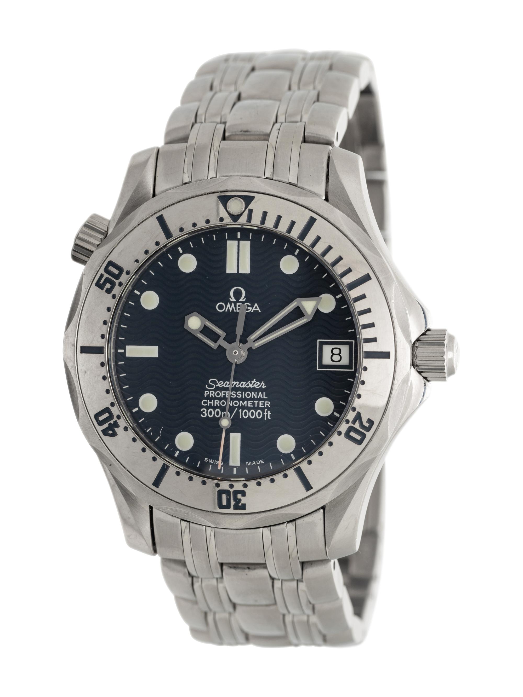 OMEGA, STAINLESS STEEL 'SEAMASTER' WATCH