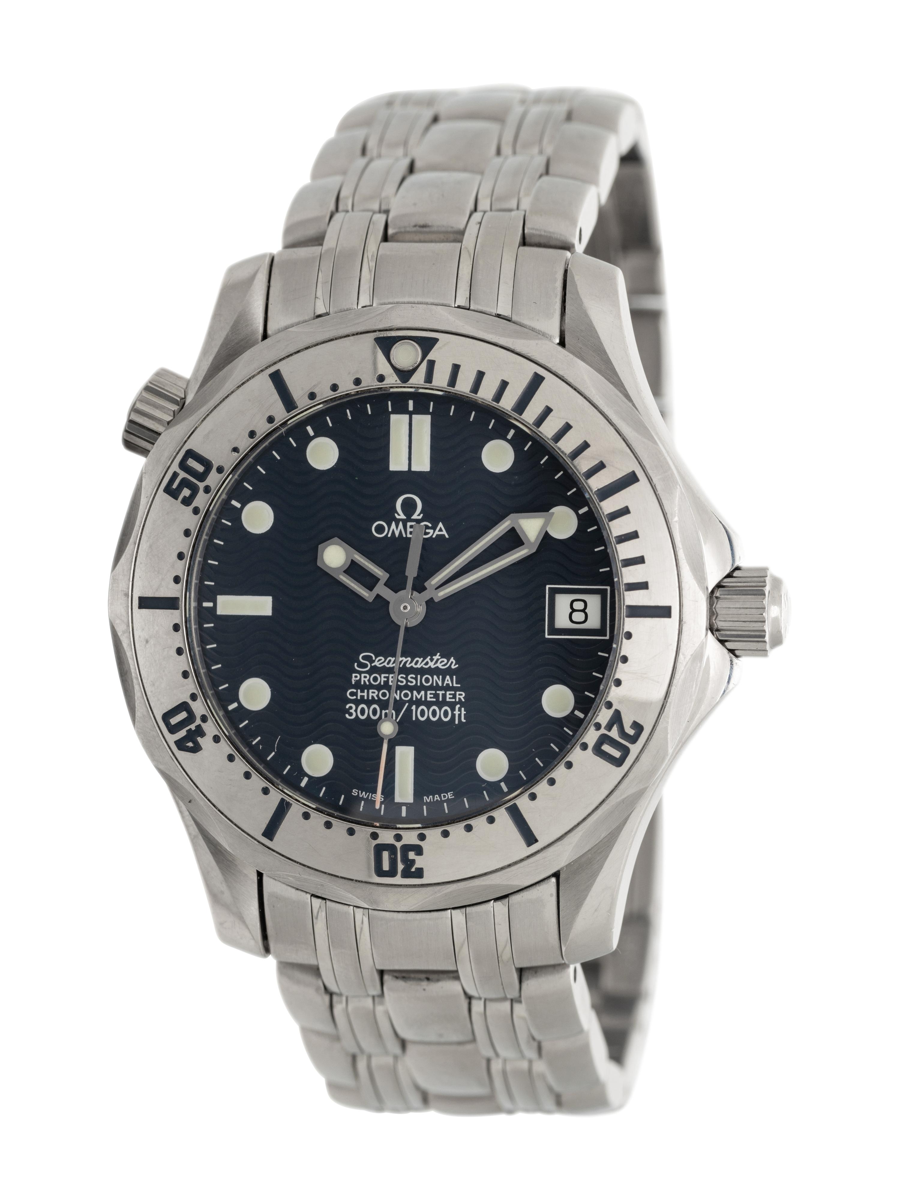 OMEGA, STAINLESS STEEL 'SEAMASTER' WATCH