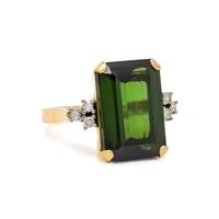 YELLOW GOLD, GREEN TOURMALINE, AND DIAMOND RING