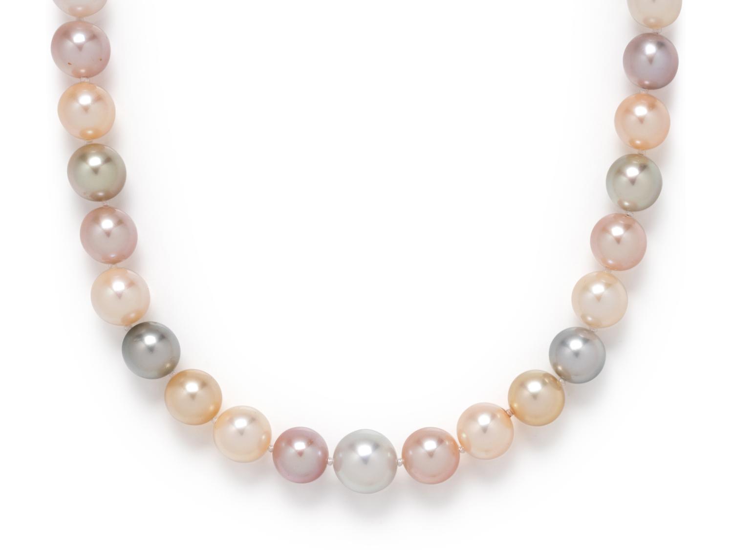 CULTURED PEARL AND DIAMOND NECKLACE