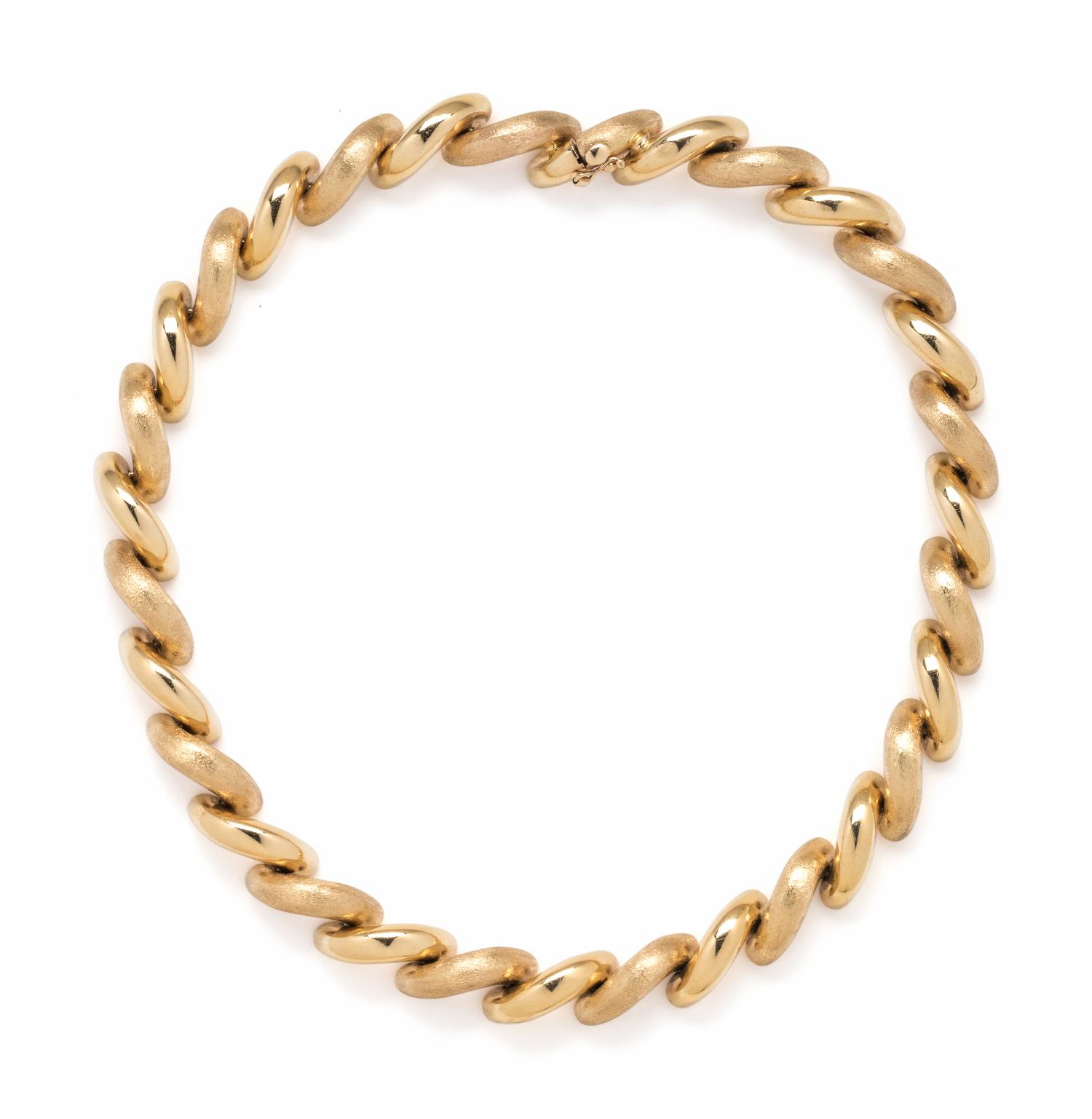 YELLOW GOLD NECKLACE