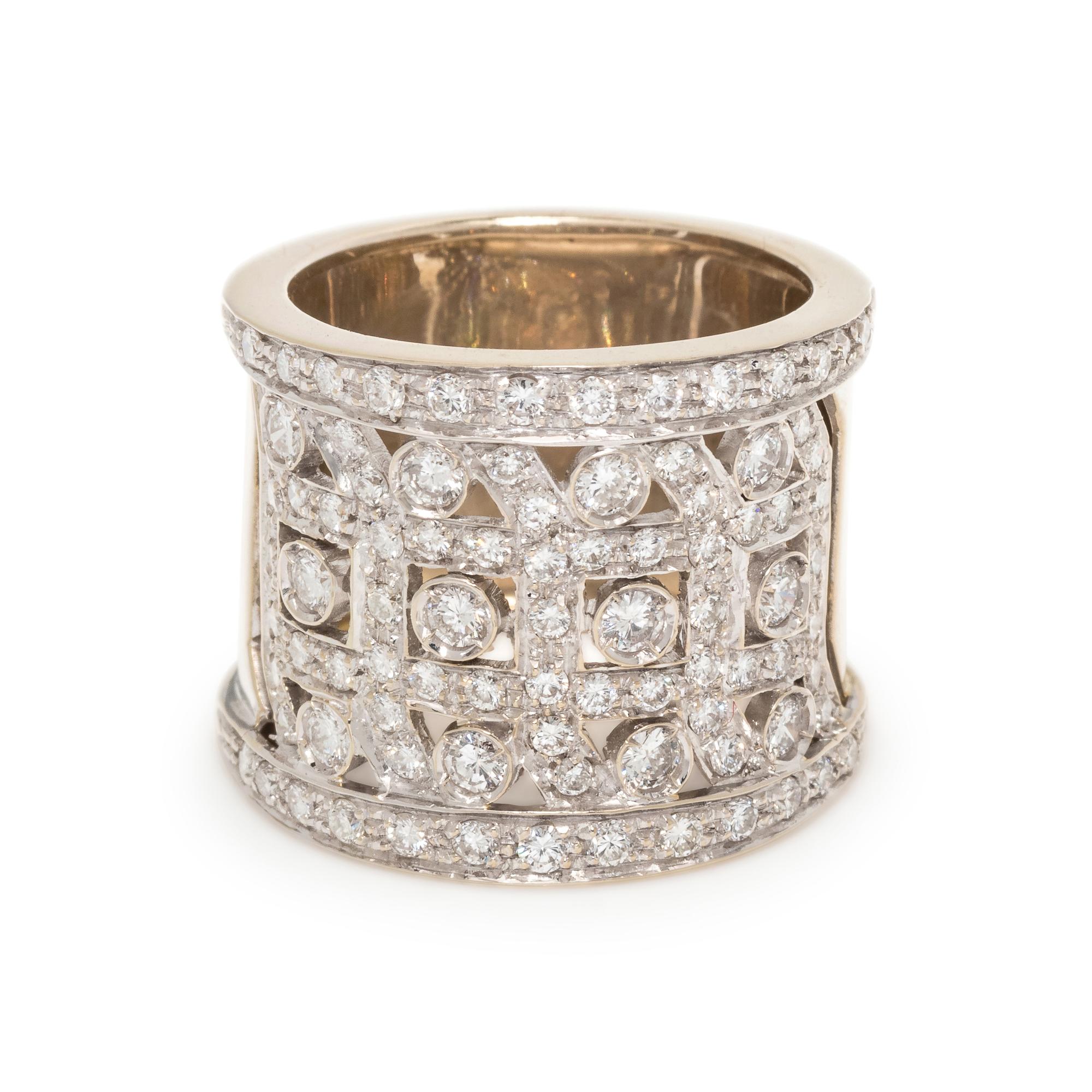 DIAMOND RING