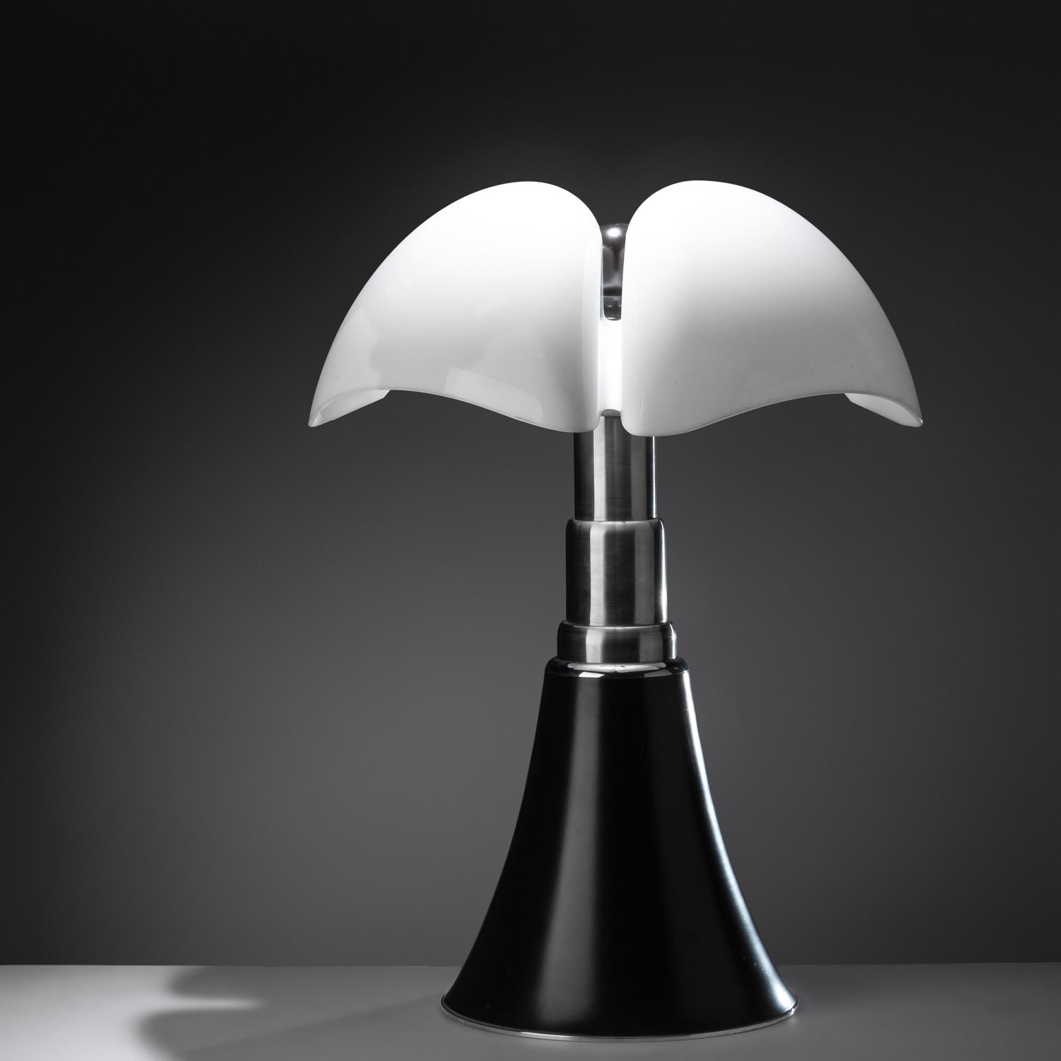 'Pipistrello' Table Lamp, c. 1965 Martinelli Luce, Italy