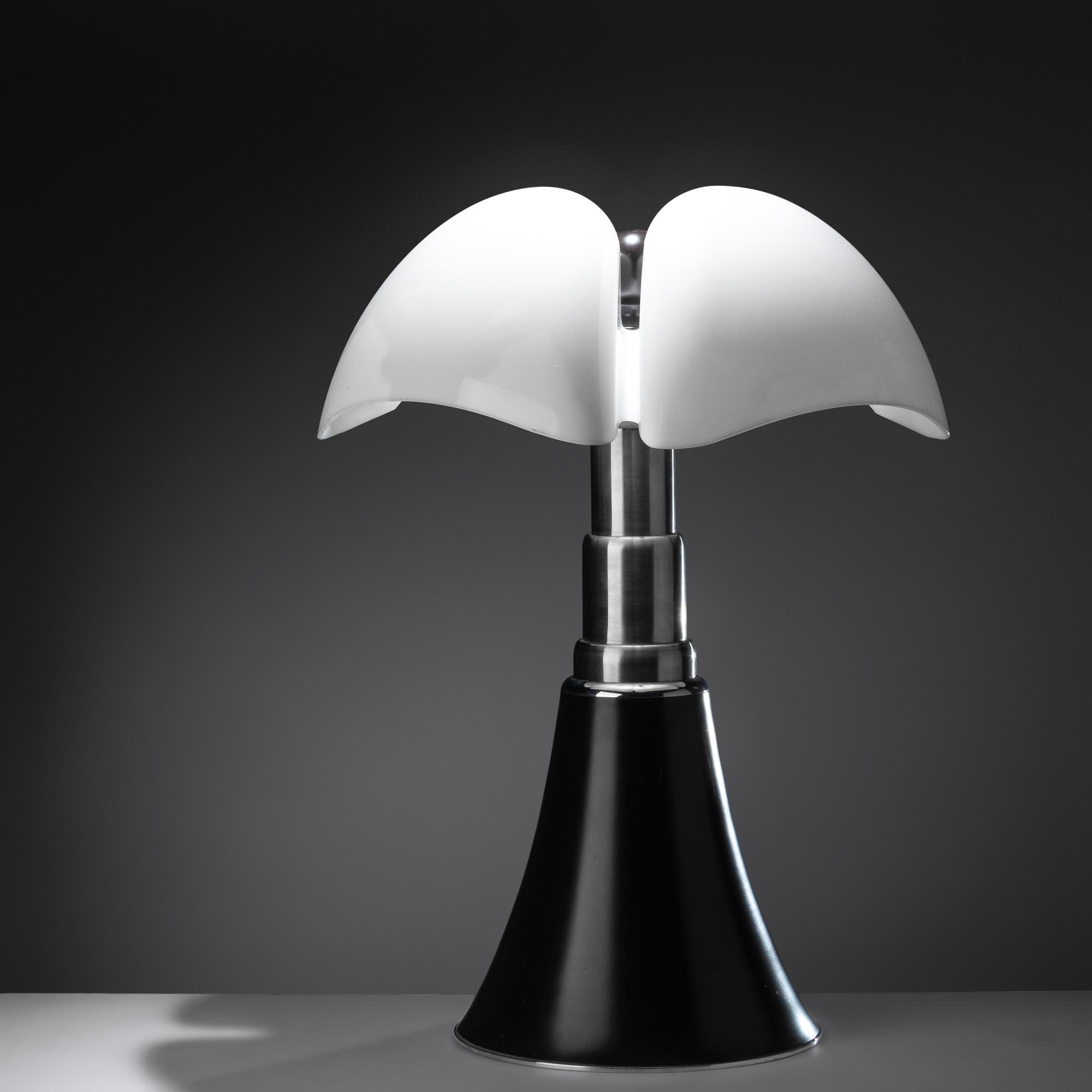 'Pipistrello' Table Lamp, c. 1965 Martinelli Luce, Italy