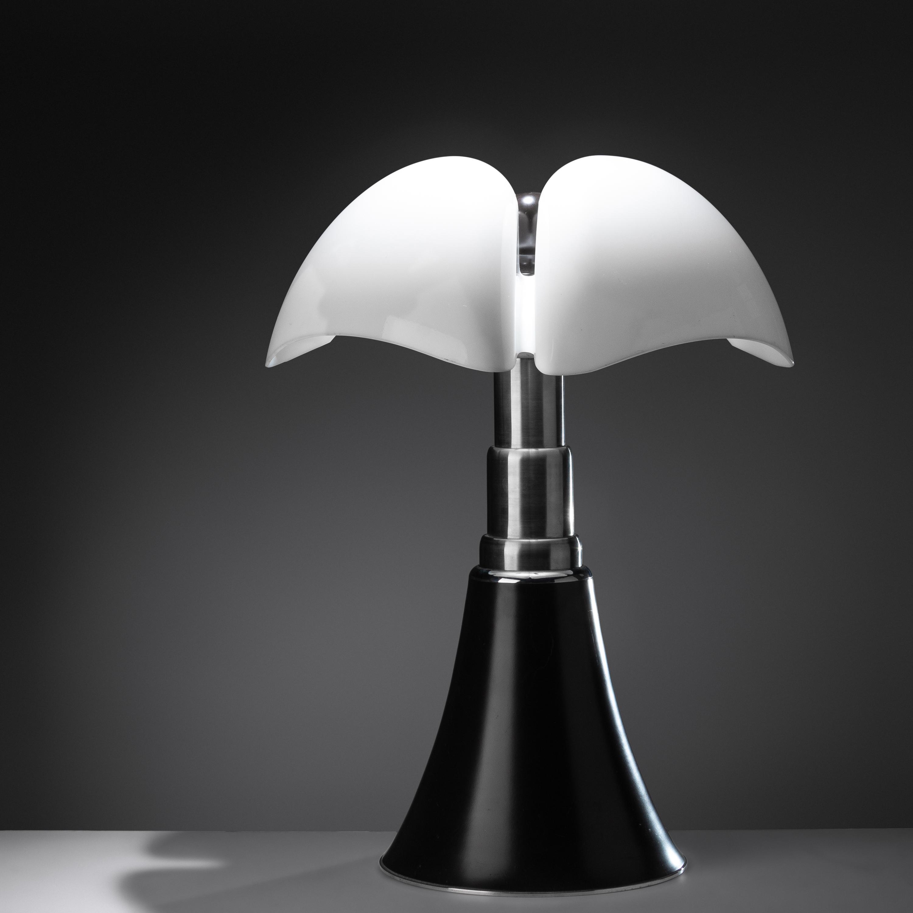 'Pipistrello' Table Lamp, c. 1965 Martinelli Luce, Italy