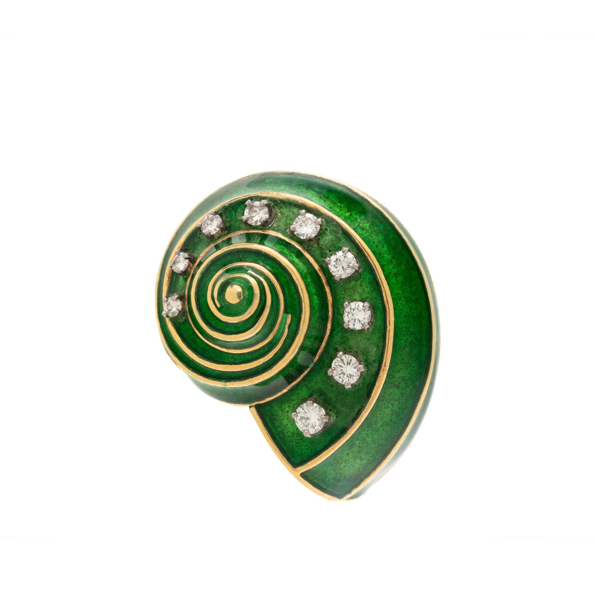 YELLOW GOLD, ENAMEL AND DIAMOND SHELL BROOCH