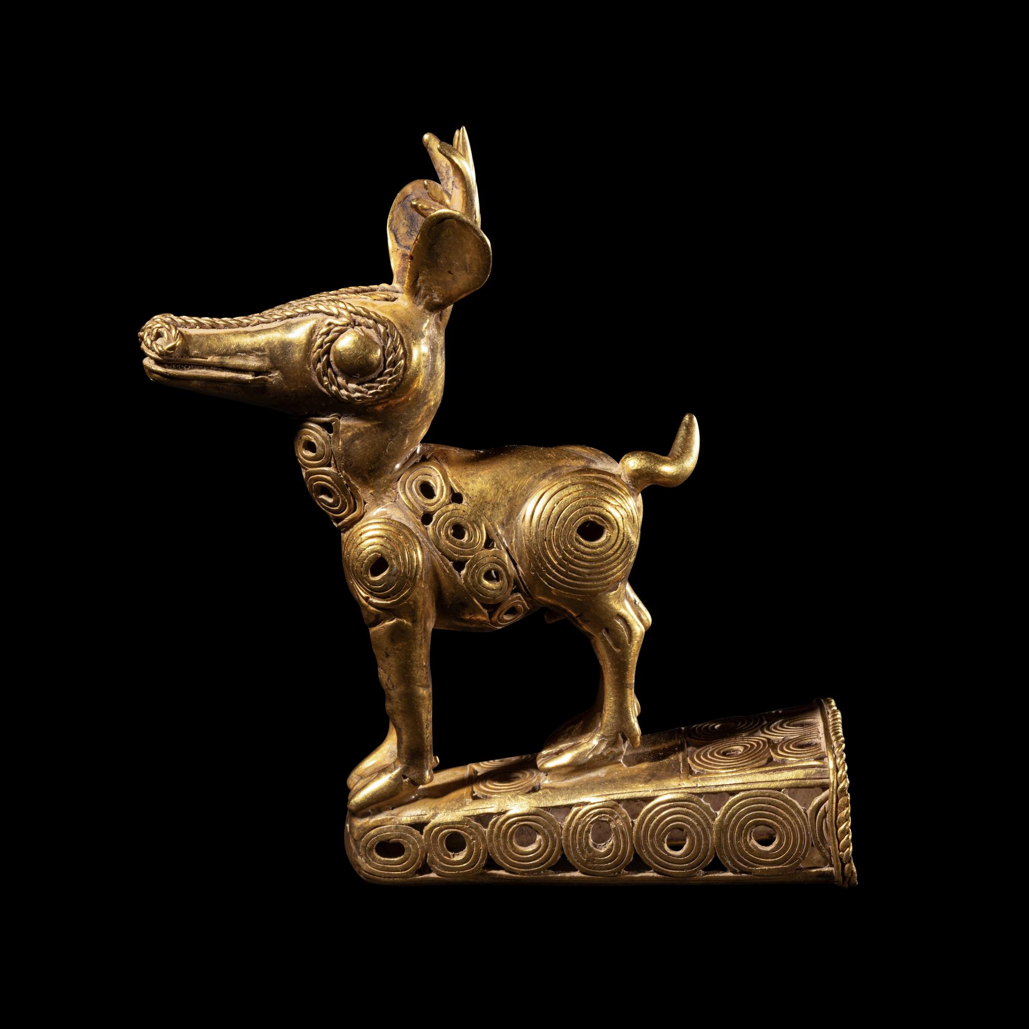 A Sinu Gold Finial