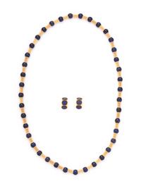 COLLECTION OF YELLOW GOLD AND LAPIS LAZULI JEWELRY
