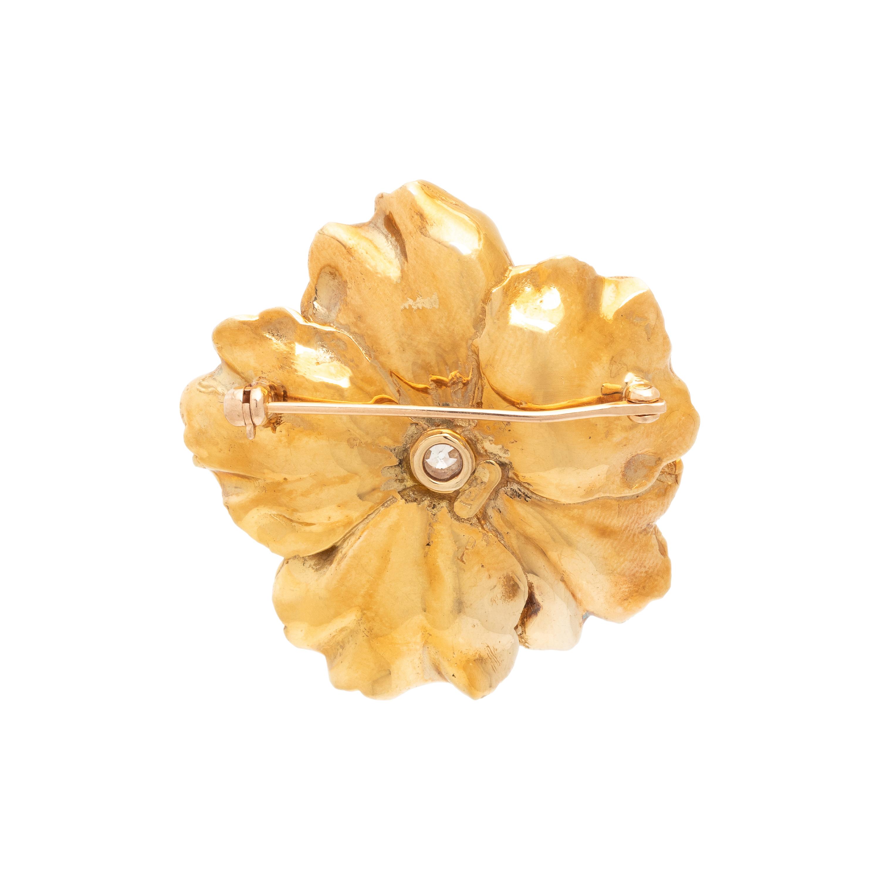 YELLOW GOLD AND DIAMOND FLOWER BROOCH