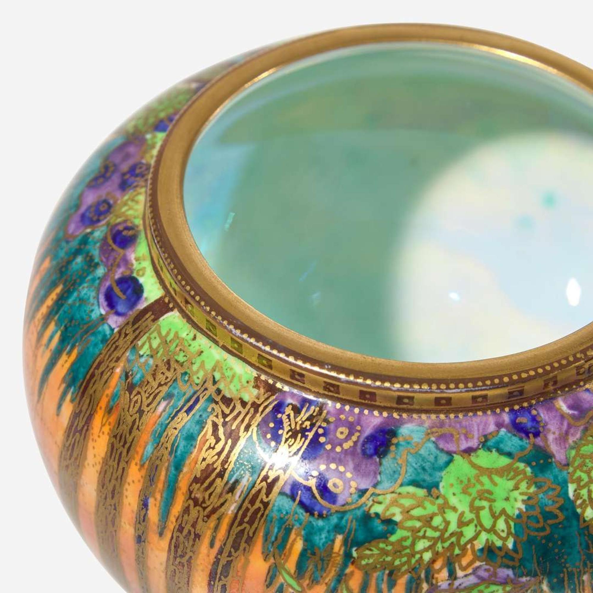 A Small Wedgwood Fairyland Lustre Malfrey Pot UK, circa 1925