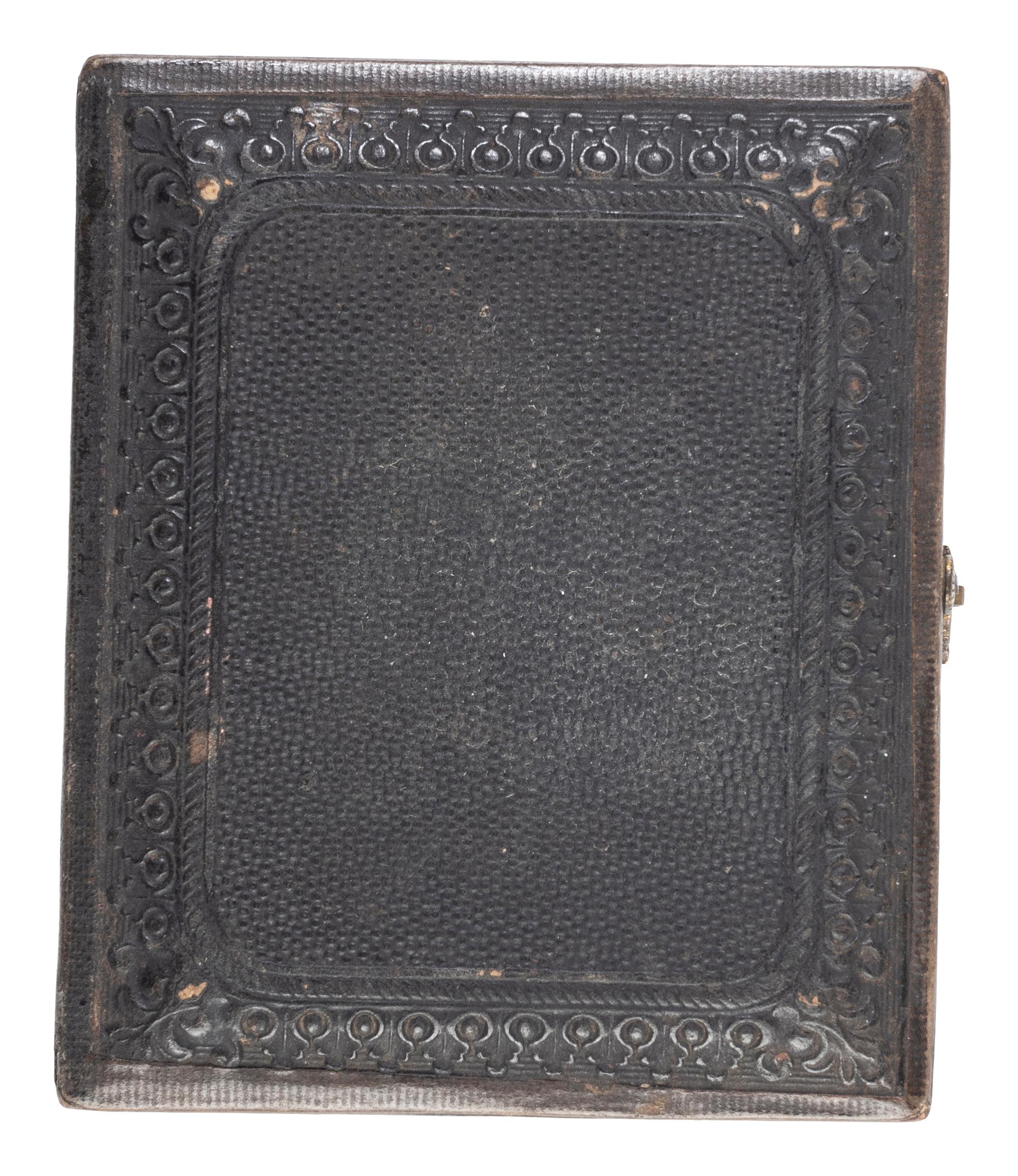 A group of 14 items identified to Captain William L. Curry, Company K, 1st Ohio Volunteer Cavalry, incl. inscribed Model 1840 US Army regulation cavalry saber, belt plate, spurs, and tintype.