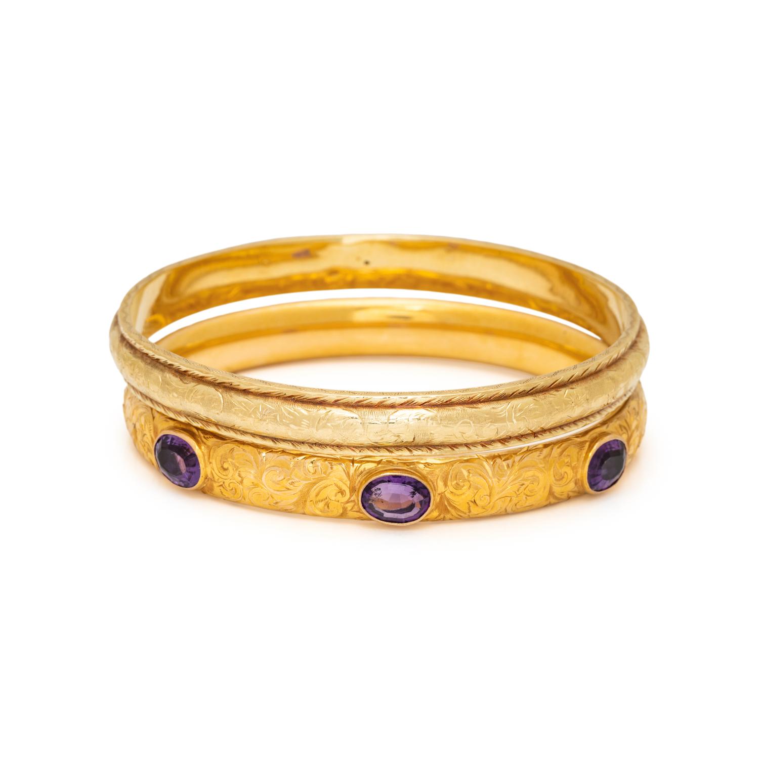 COLLECTION OF YELLOW GOLD BANGLE BRACELETS