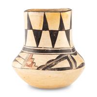 Hopi Pottery Jar