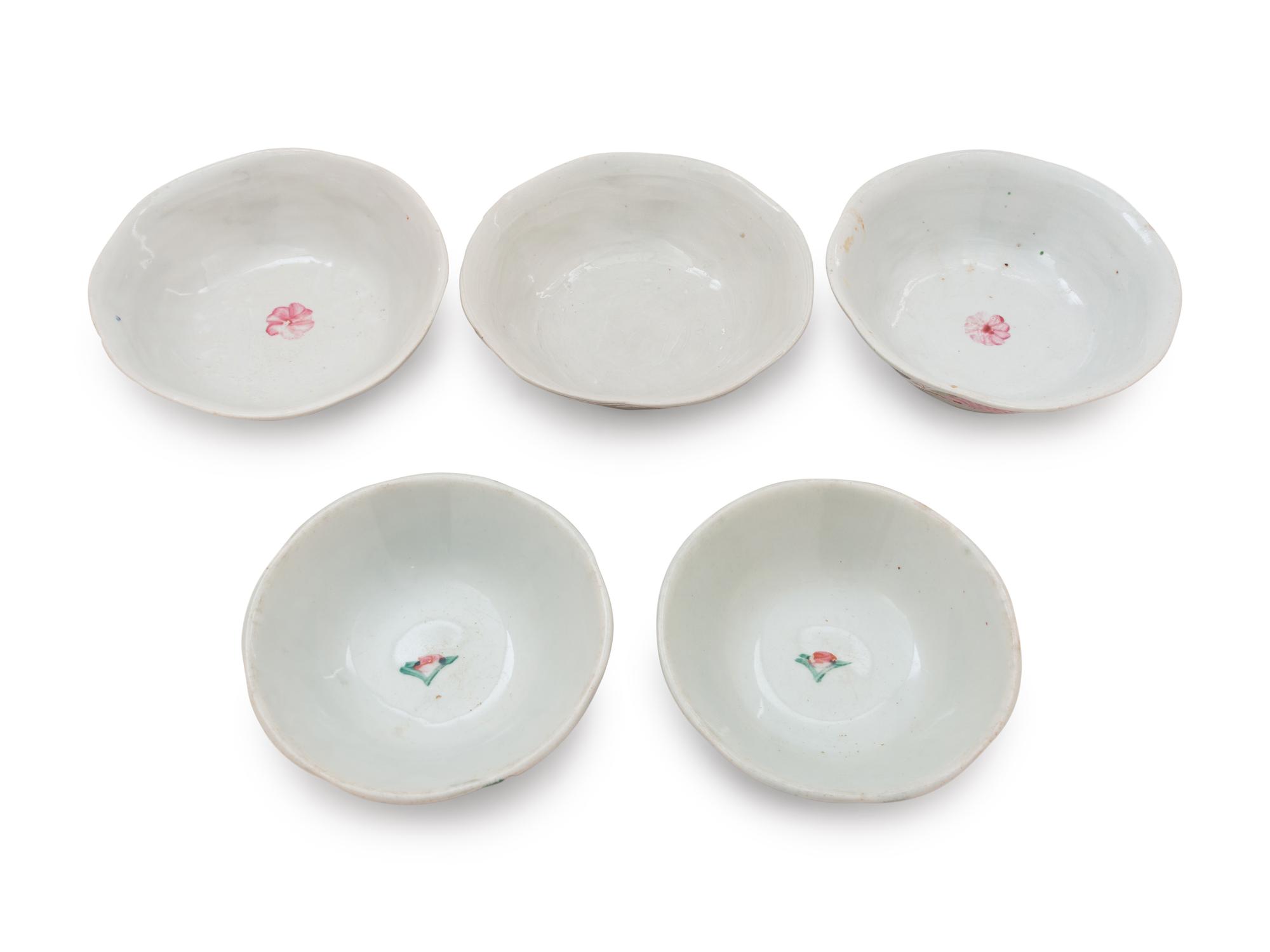 Six Chinese Famille Rose Porcelain Articles