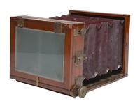 [CAMERAS]. English stereo tailboard camera with matching brass lenses.
