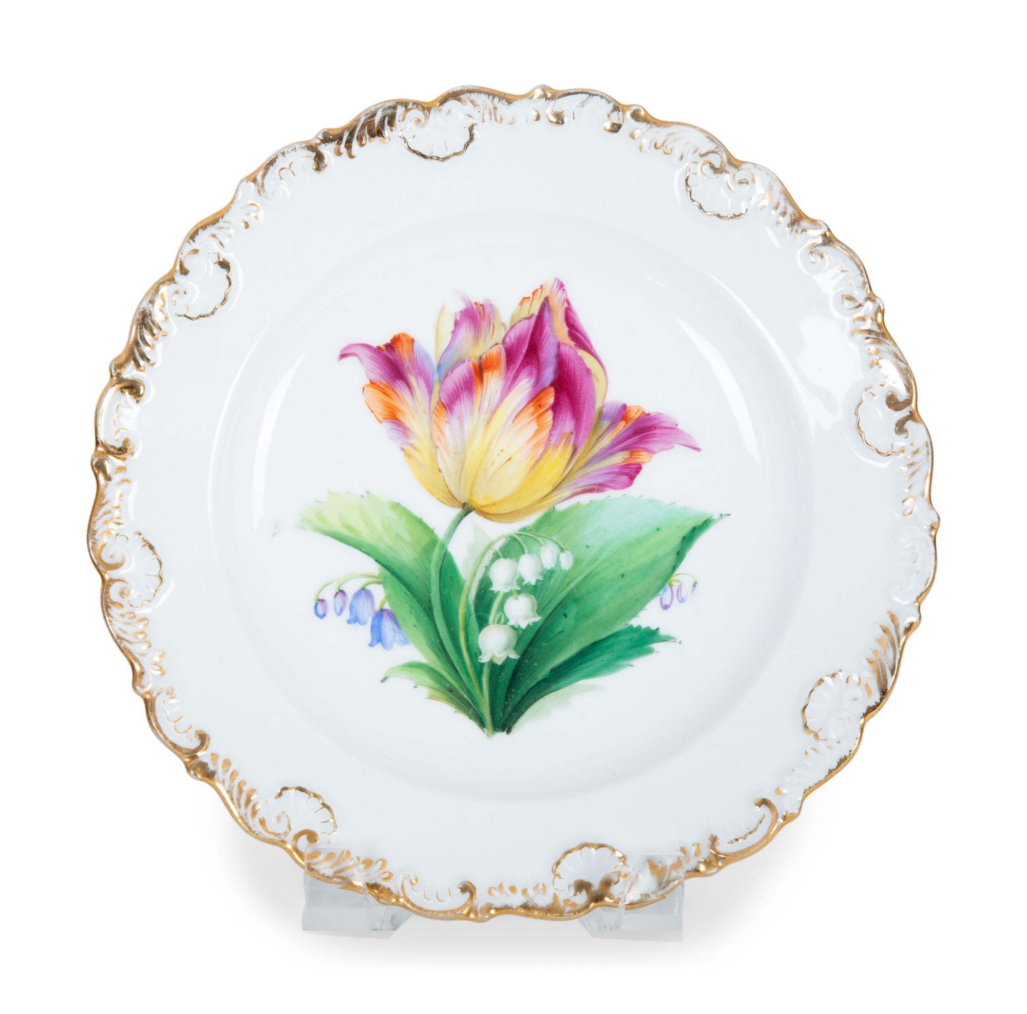 Twelve Meissen Porcelain Plates with Hand Painted Floral Decoration — EARLY 20TH CENTURY