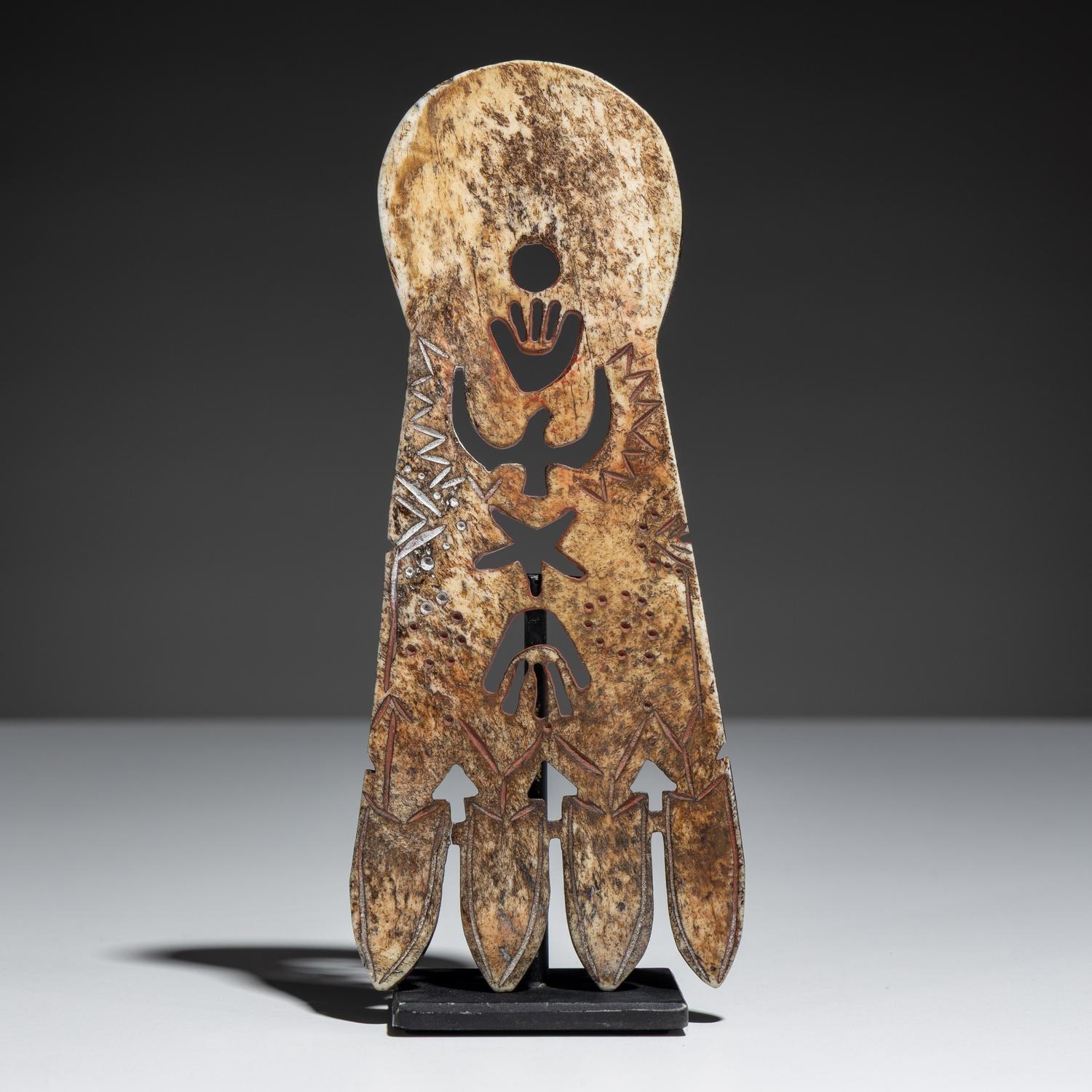 Sauk and Fox Decorated Roach Spreader