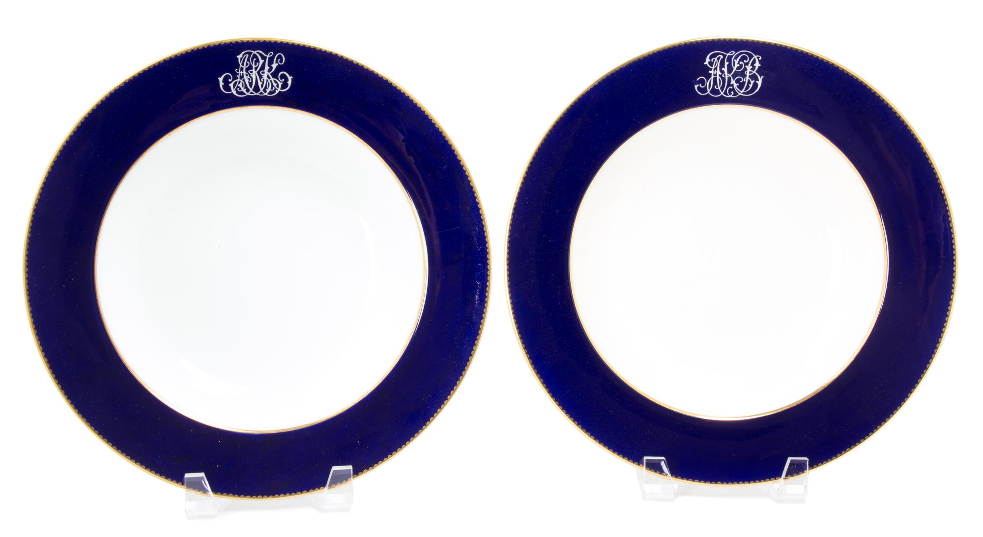 A Collection of Fourteen Minton Porcelain Low Bowls Diameter 10 inches. — ENGLISH, 20TH CENTURY