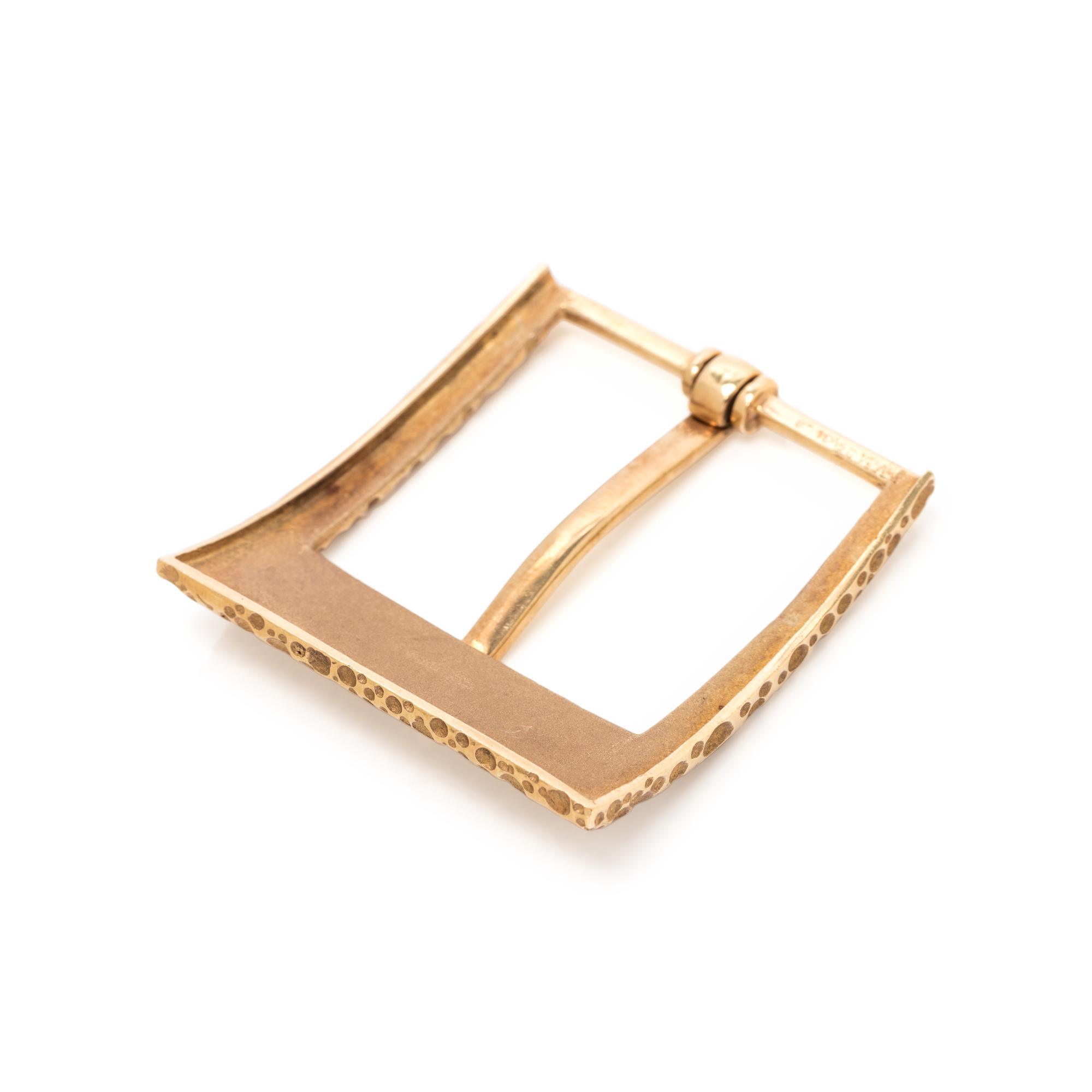 VAN CLEEF & ARPELS, YELLOW GOLD BELT BUCKLE