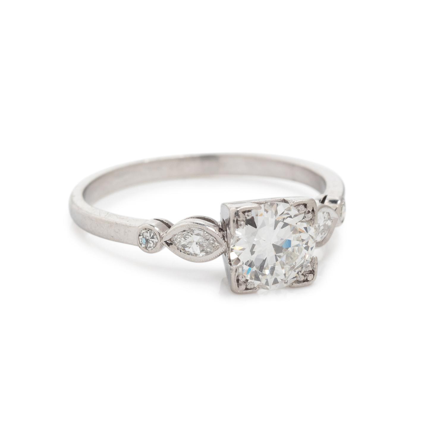 DIAMOND RING
