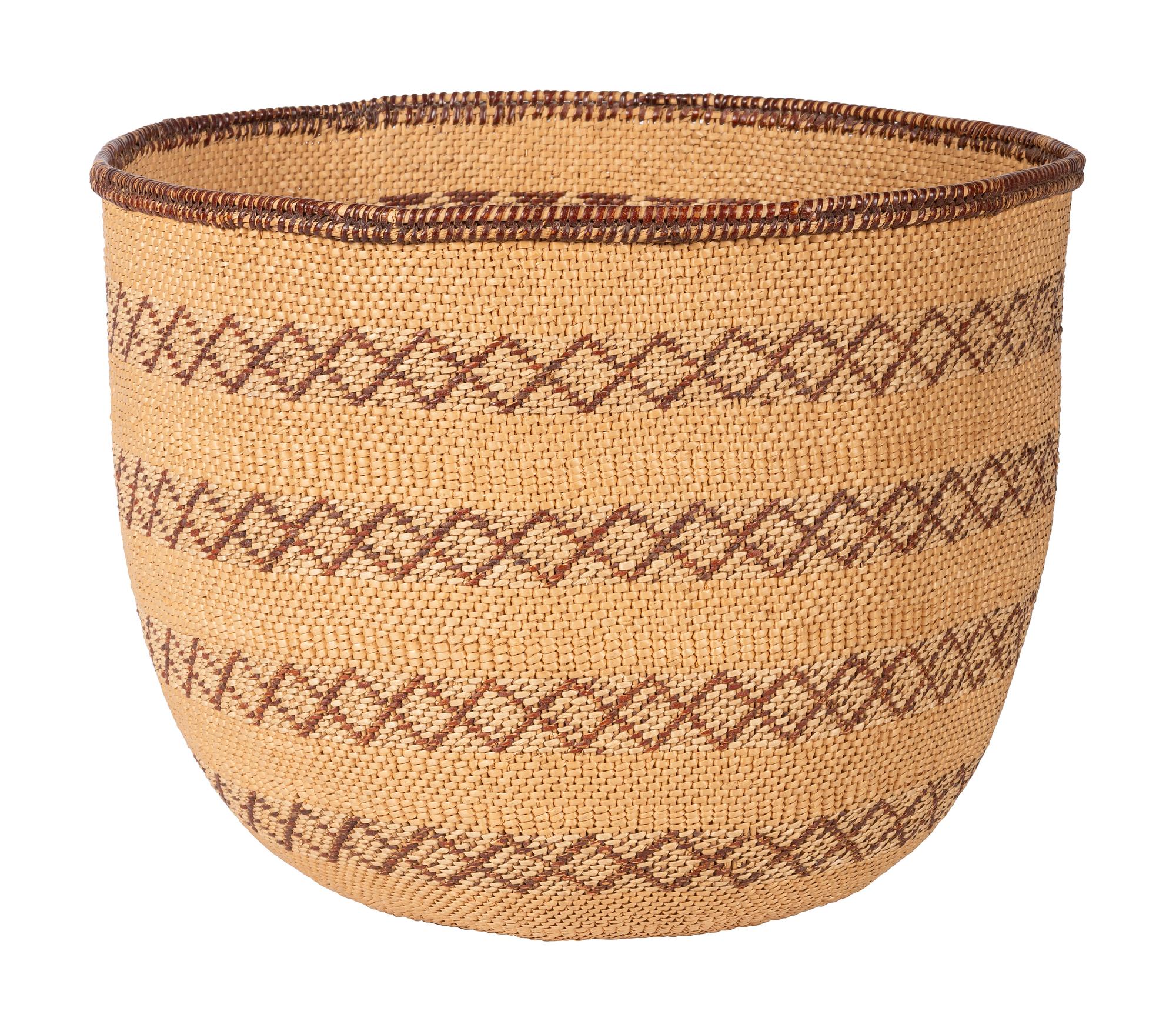 Large Mono Basket