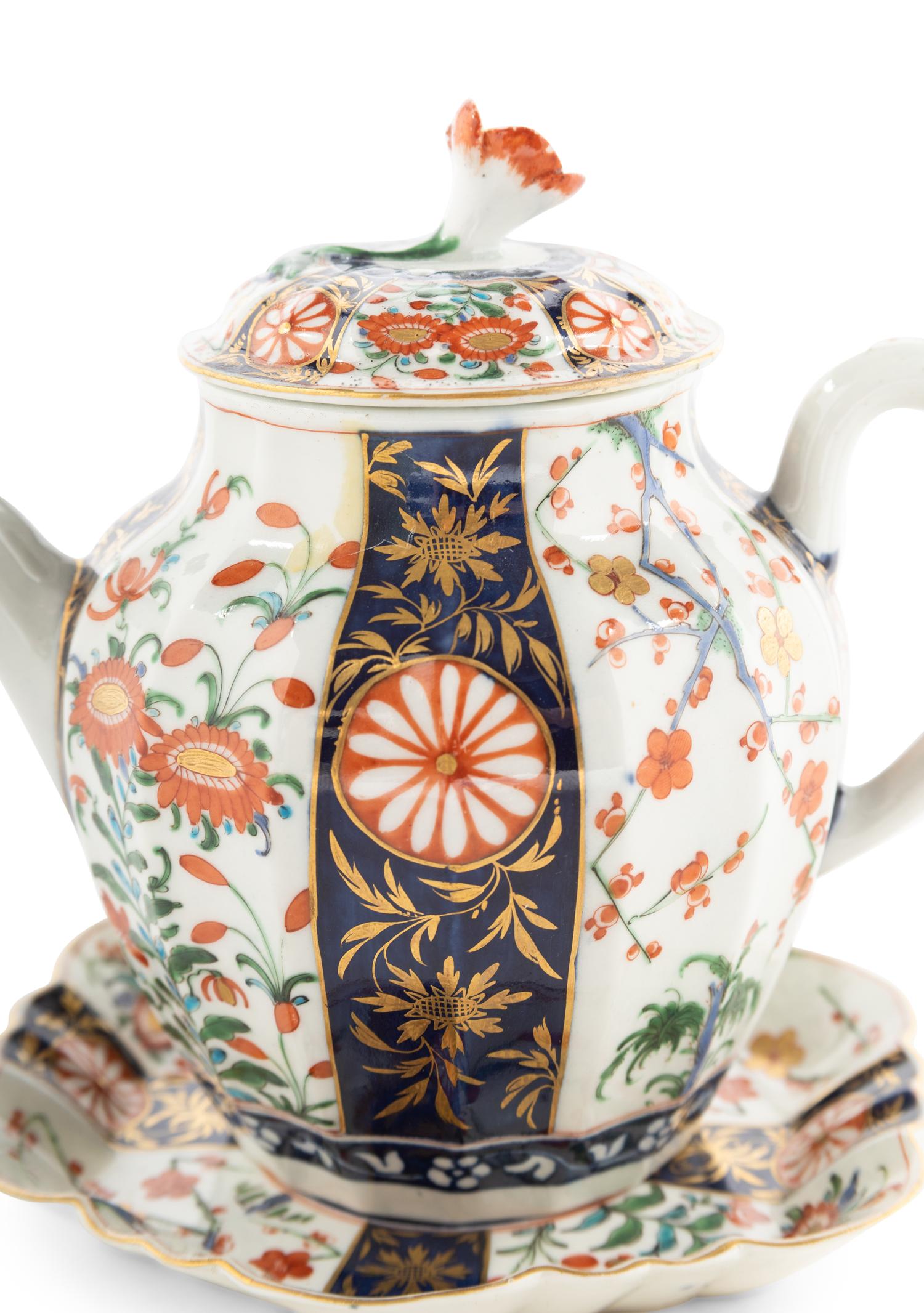 A Group of Worcester Porcelain Articles