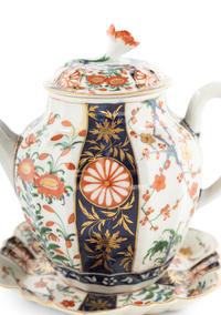 A Group of Worcester Porcelain Articles
