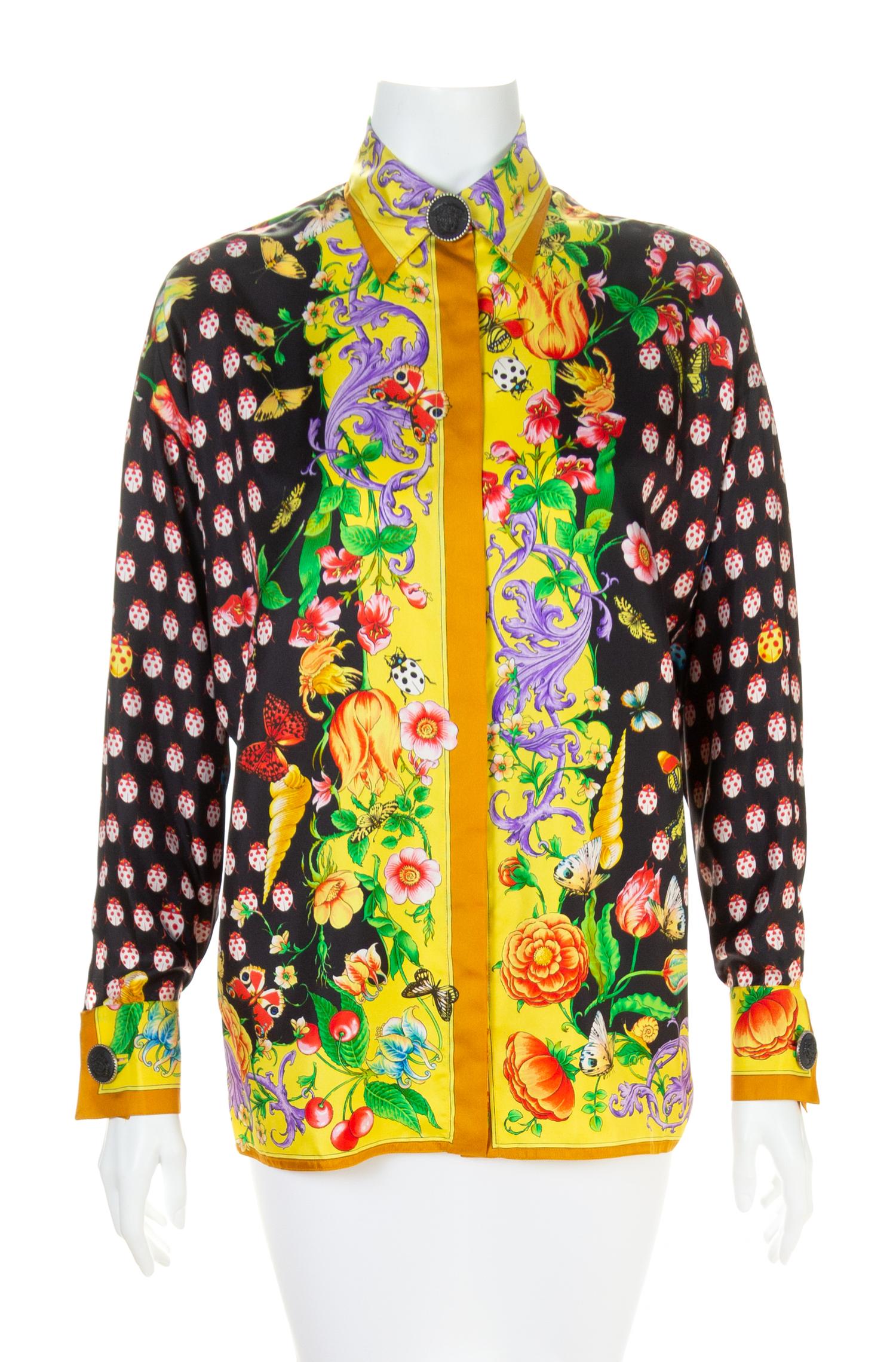 A Gianni Versace Silk Print Shirt, Size 40.