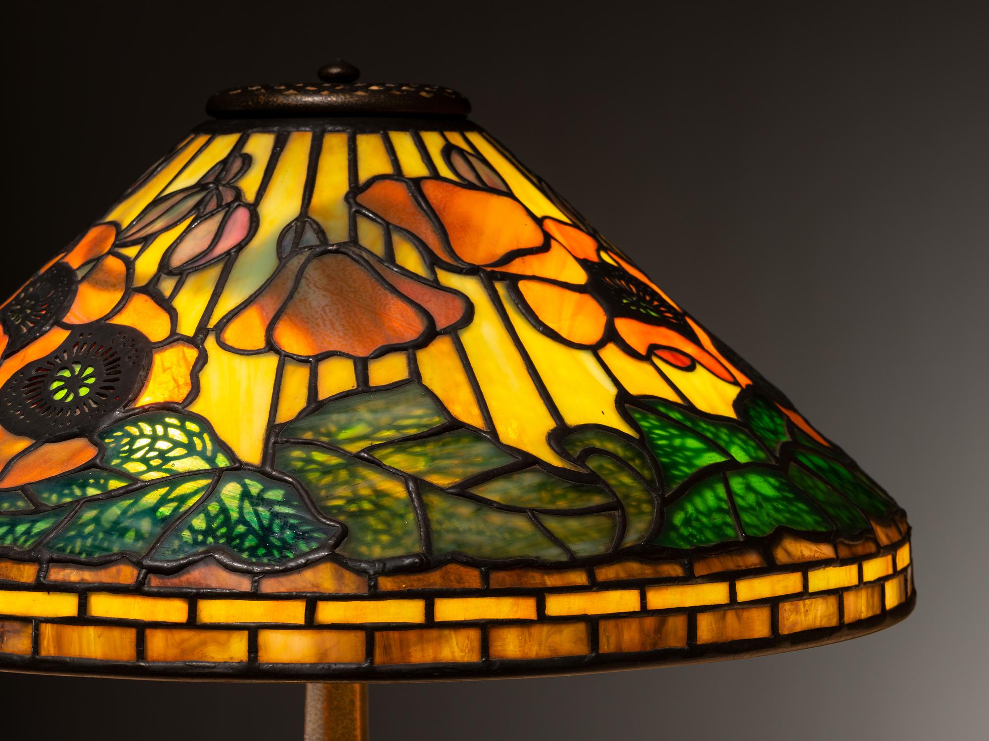 Poppy Table Lamp