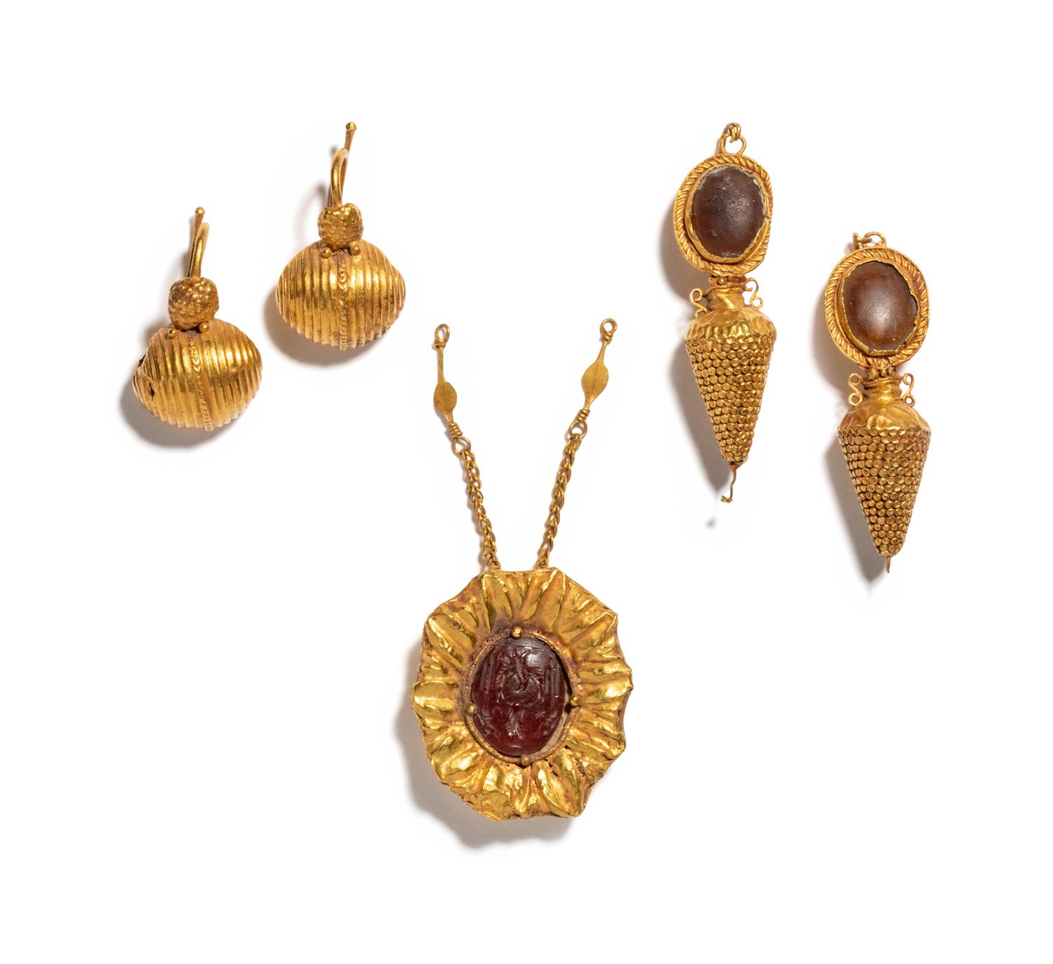 A Group of Roman Gold Jewelry