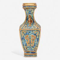 An unusual small Chinese archaistic enameled and gilt porcelain cabinet vase 倣古风格珐琅彩花瓶 Six-character "Da Qing Qianlong yuzhi" seal mark “??????”???