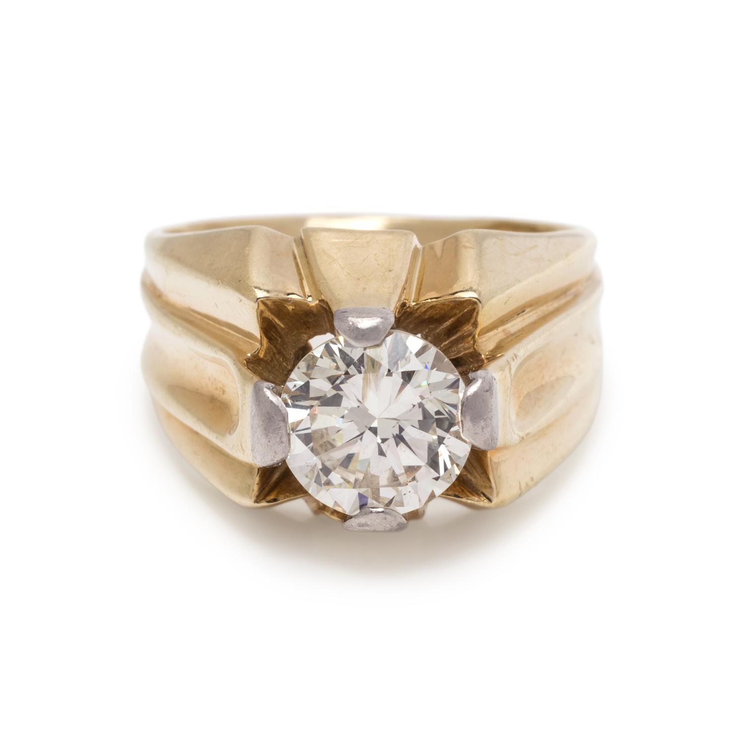 DIAMOND RING