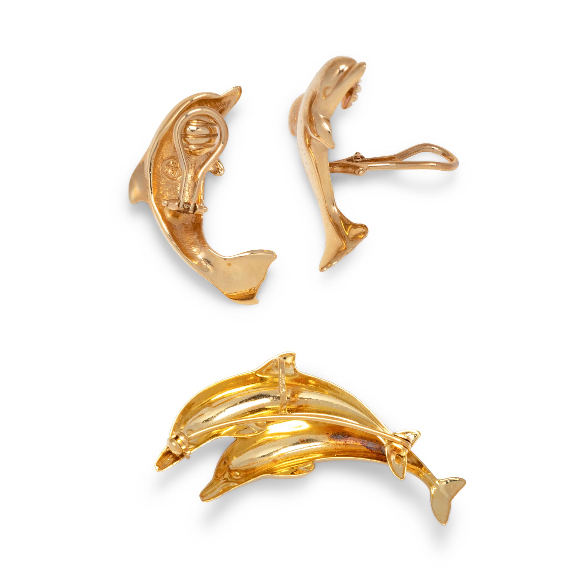 YELLOW GOLD DOLPHIN SUITE