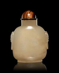 A Carved Agate Snuff Bottle