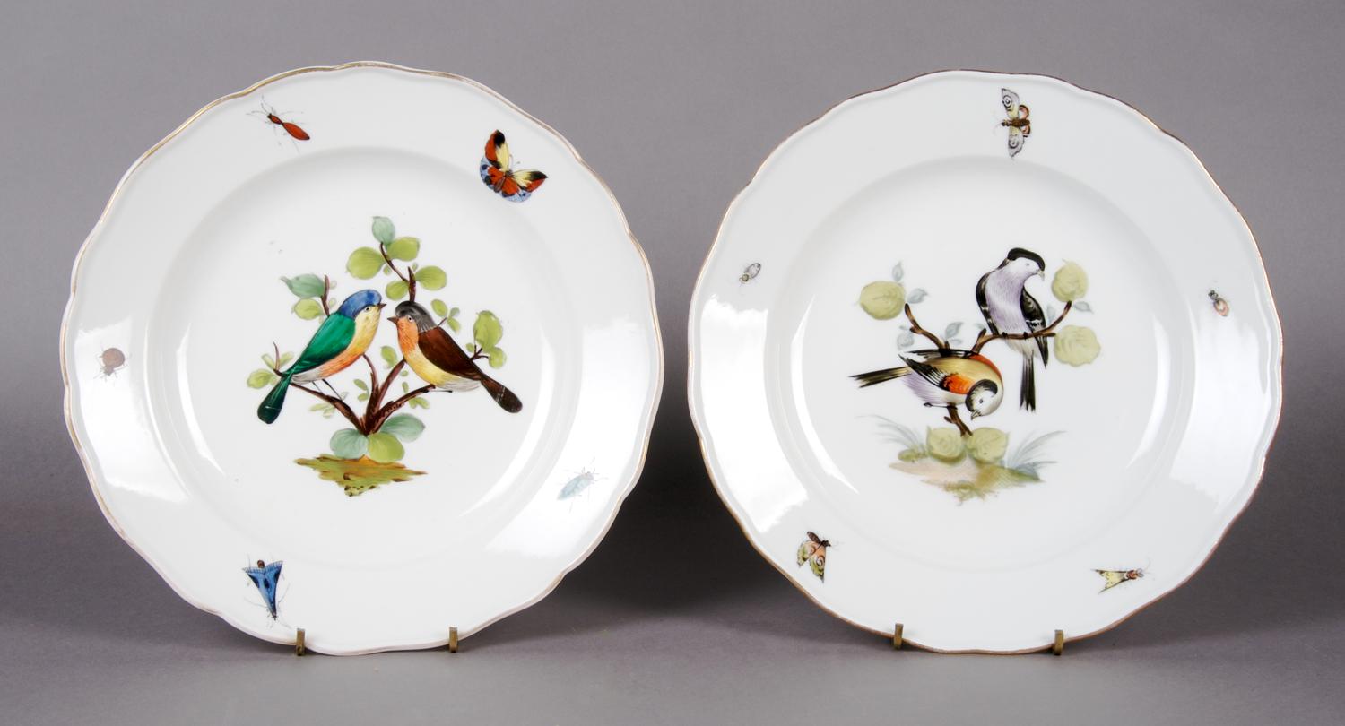 A Set of Two Meissen Porcelain Plates, Diameter 9 1/2 inches.