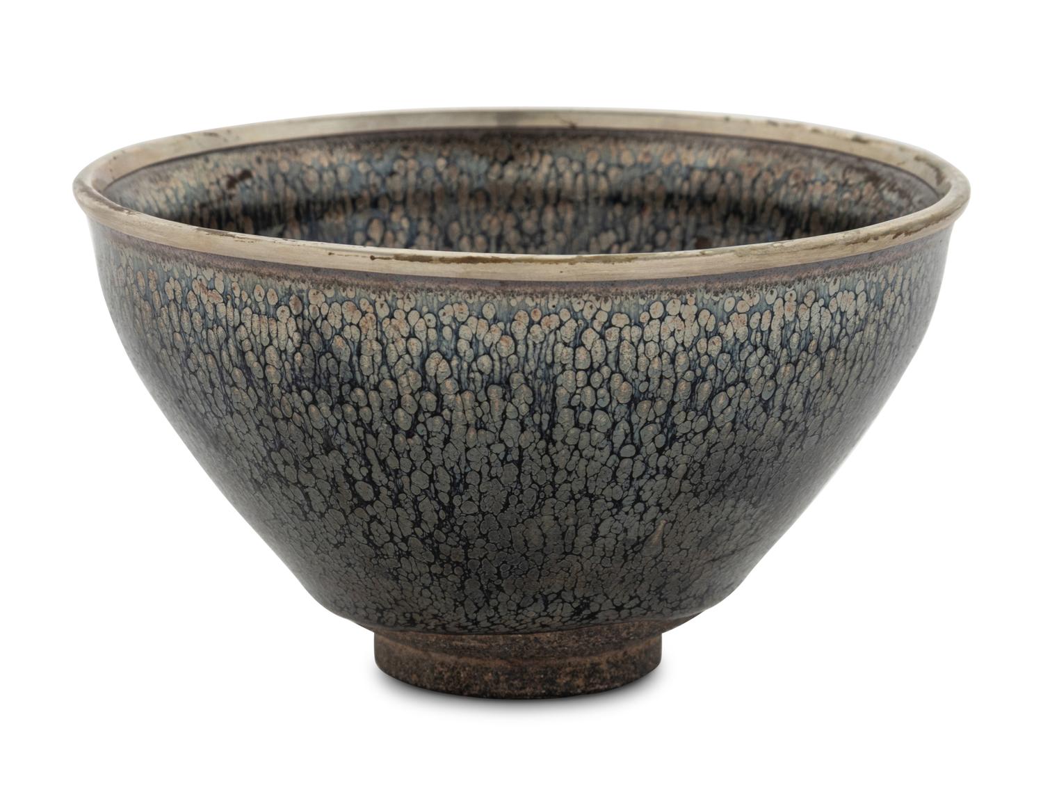 A Jian Glazed Silver-Streaked Nogime Temmoku Pottery Tea Bowl