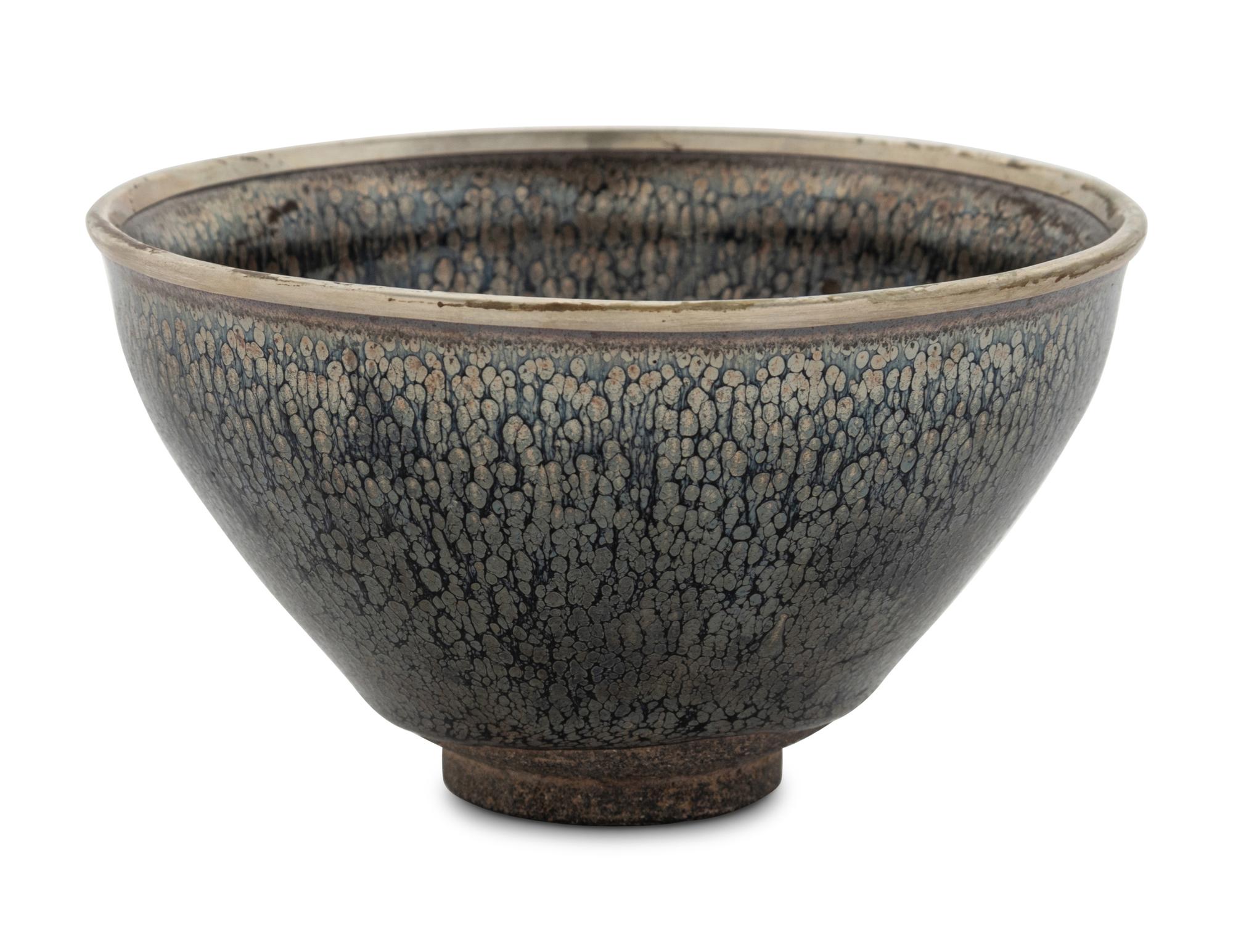 A Jian Glazed Silver-Streaked Nogime Temmoku Pottery Tea Bowl