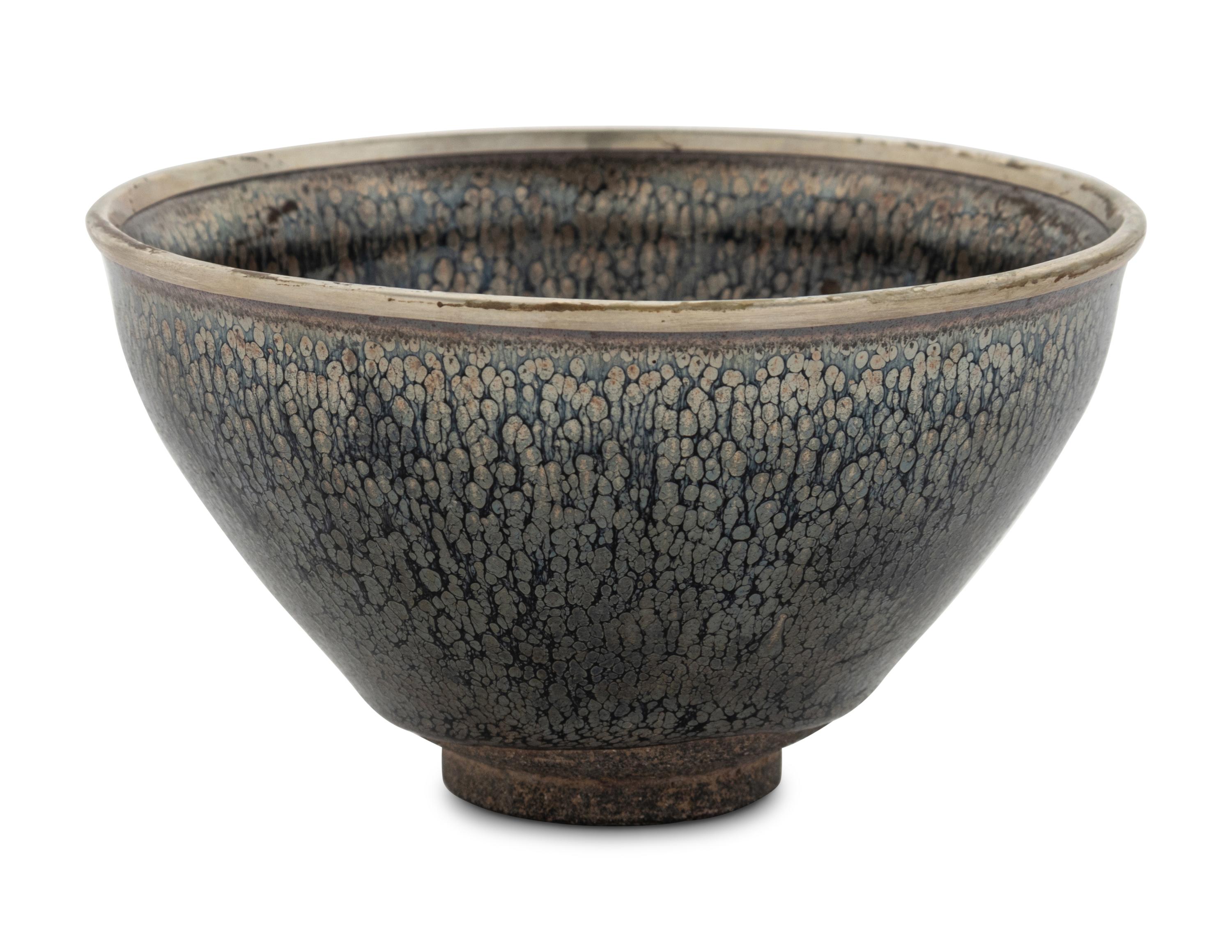 A Jian Glazed Silver-Streaked Nogime Temmoku Pottery Tea Bowl