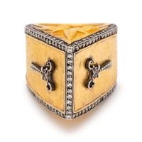 YELLOW GOLD AND DIAMOND RING