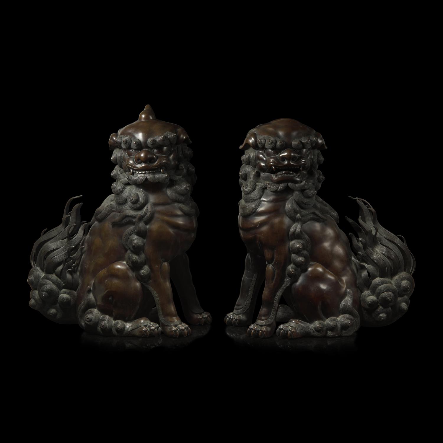 A Pair of Japanese Patinated Bronze Guardian Dogs, Komainu, Signed Yoshikawa Yasuyoshi, Meiji Period, 日本明治時期 銅狛犬一對