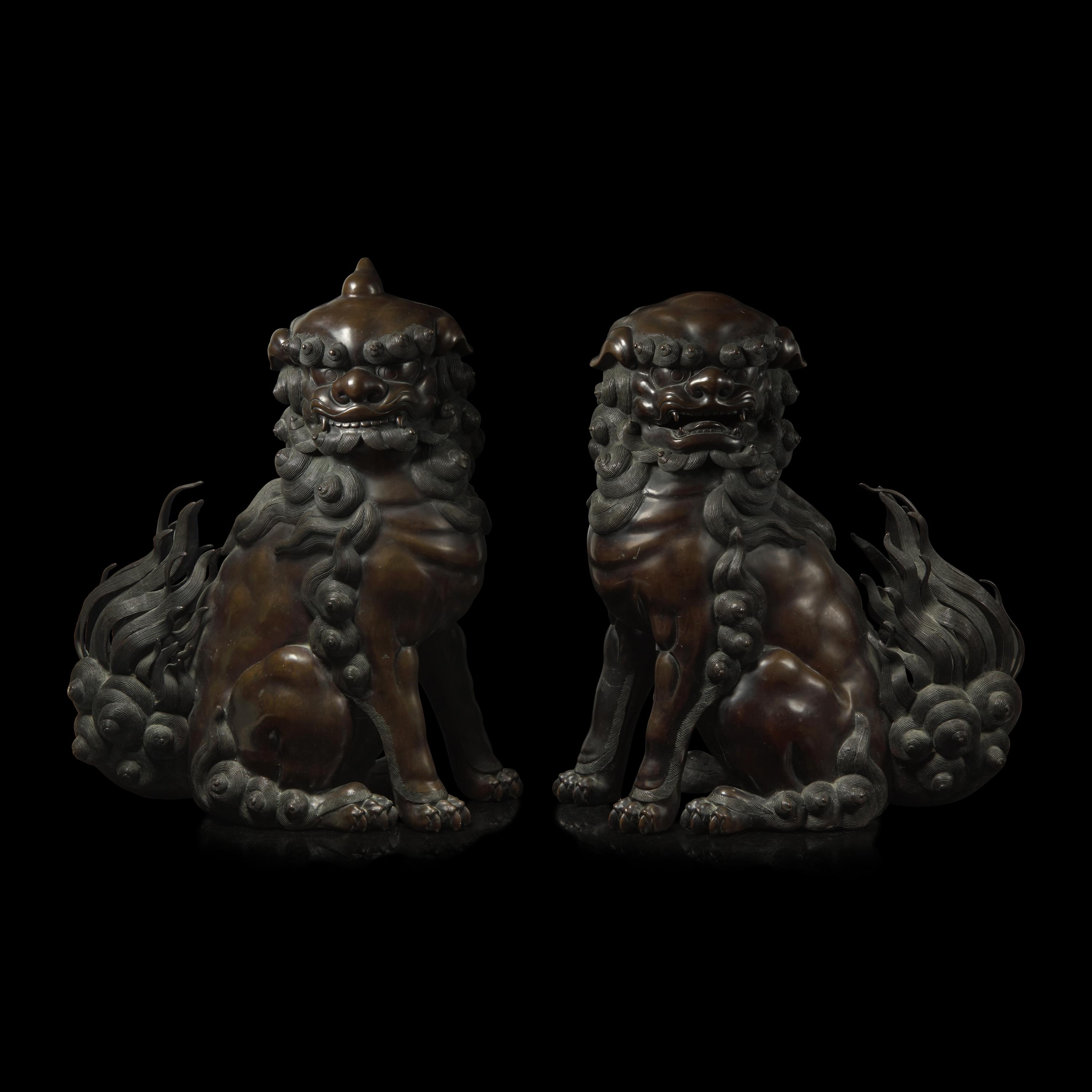 A Pair of Japanese Patinated Bronze Guardian Dogs, Komainu, Signed Yoshikawa Yasuyoshi, Meiji Period, 日本明治時期 銅狛犬一對